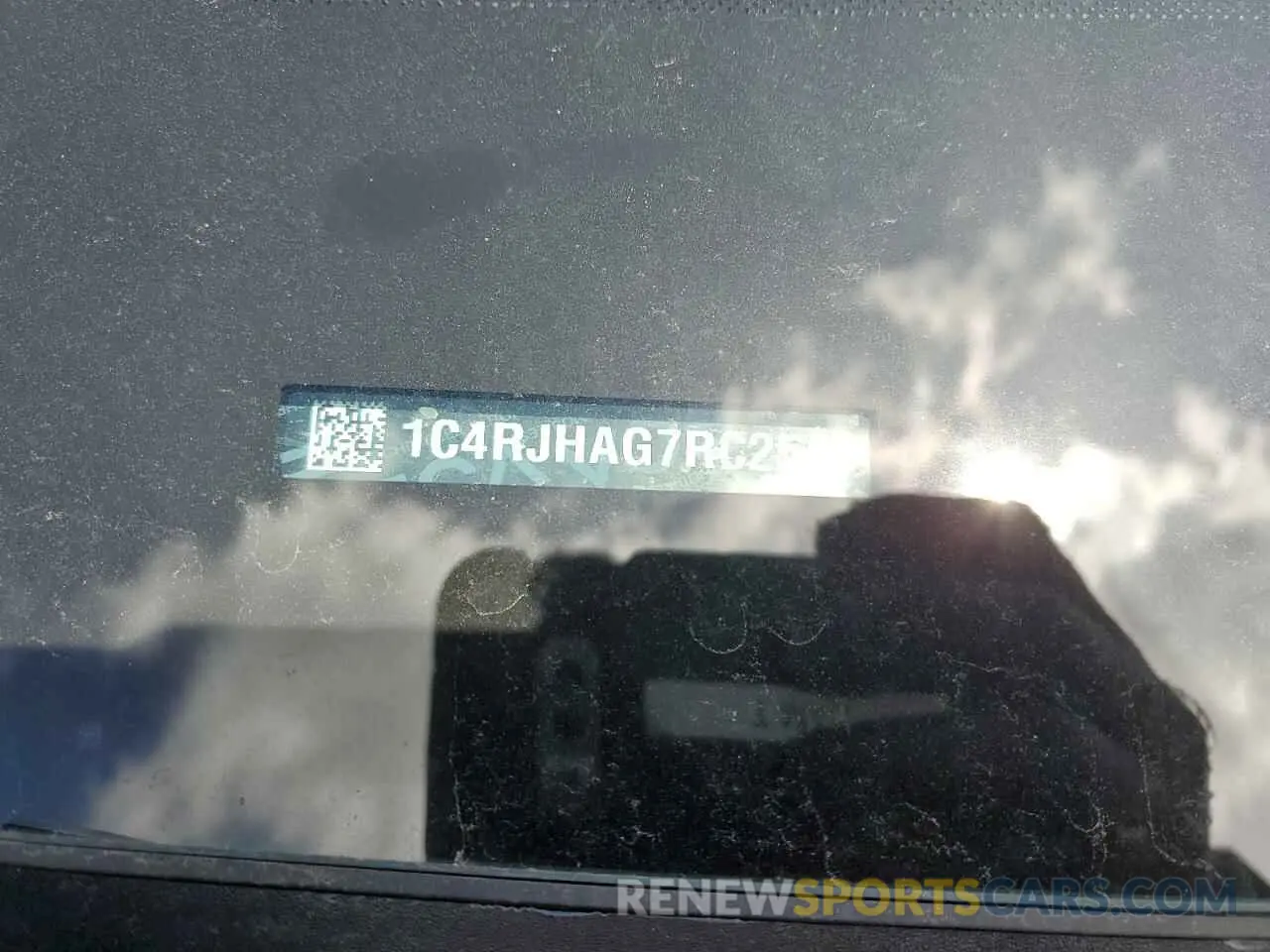 12 Photograph of a damaged car 1C4RJHAG7RC254864 JEEP GRAND CHER 2024