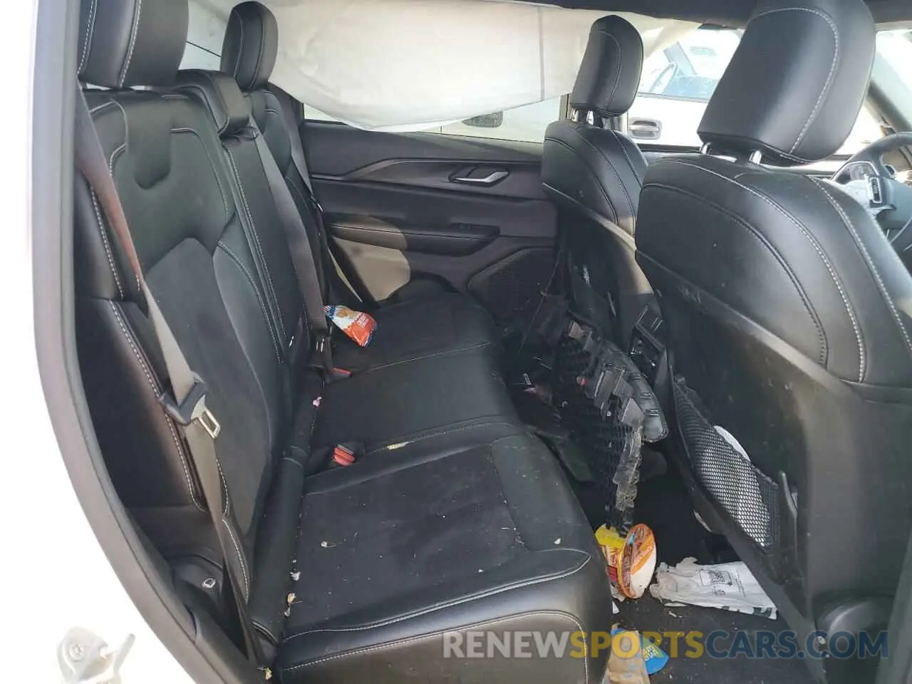 11 Photograph of a damaged car 1C4RJHAG8R8934050 JEEP GRAND CHER 2024