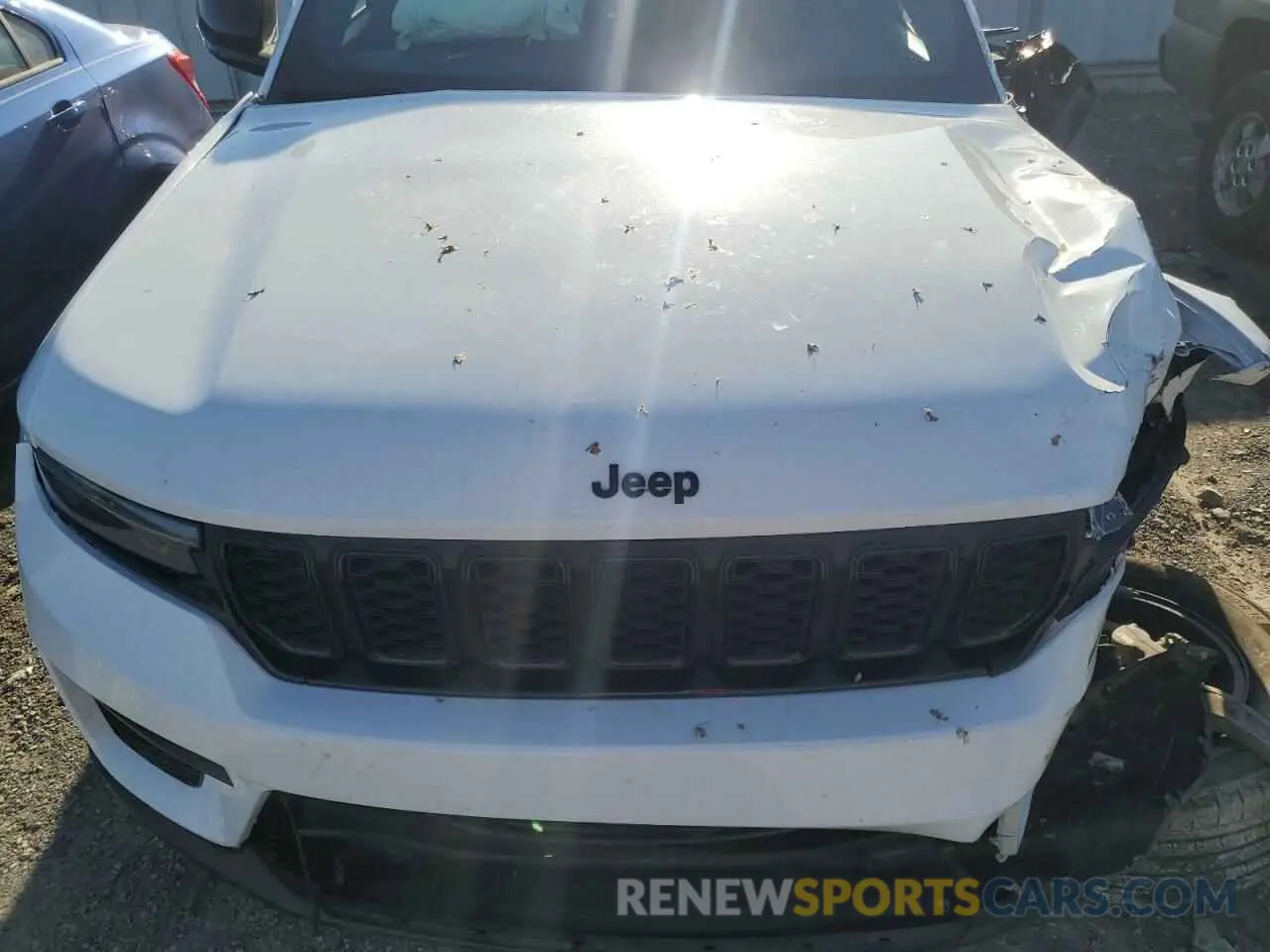 14 Photograph of a damaged car 1C4RJHAG8R8934050 JEEP GRAND CHER 2024