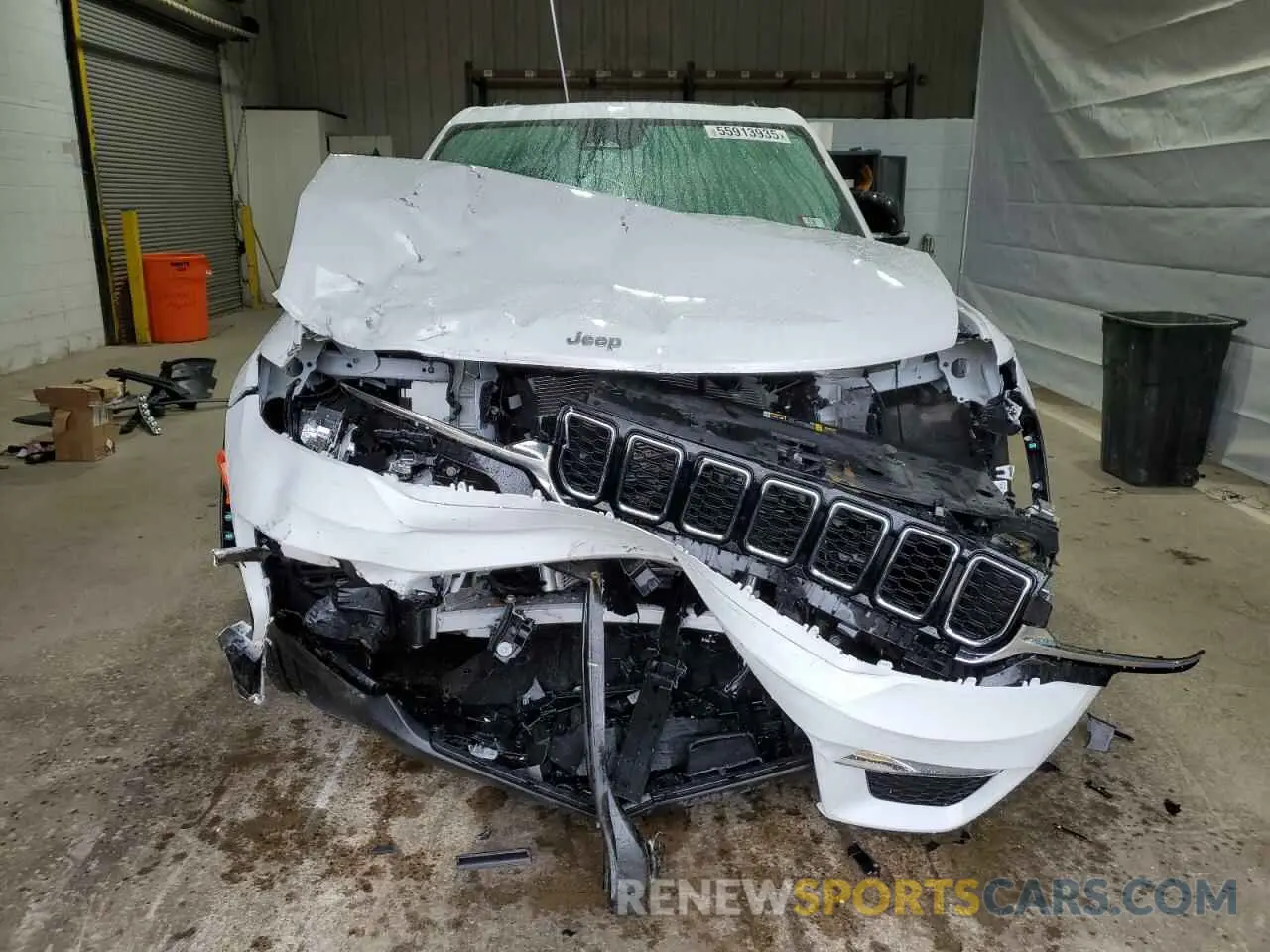 5 Photograph of a damaged car 1C4RJHBG2RC201066 JEEP GRAND CHER 2024
