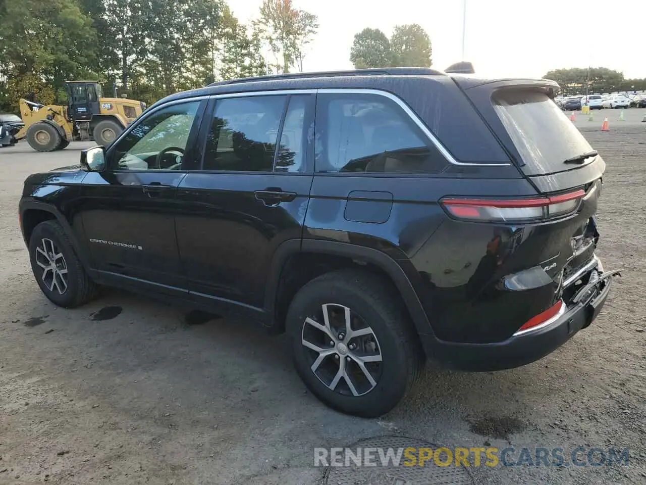 2 Photograph of a damaged car 1C4RJHBG3RC108962 JEEP GRAND CHER 2024