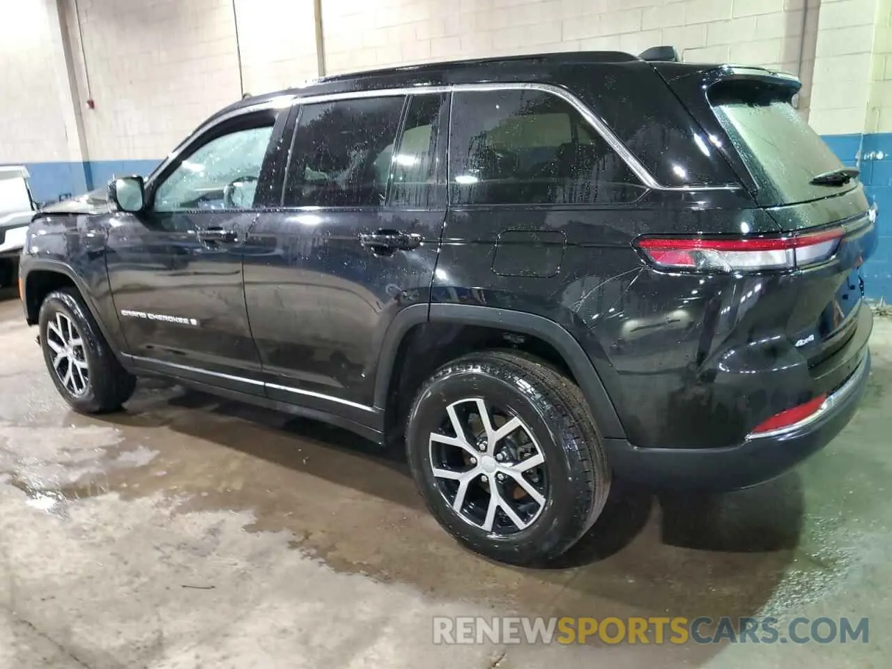 2 Photograph of a damaged car 1C4RJHBG7RC166637 JEEP GRAND CHER 2024