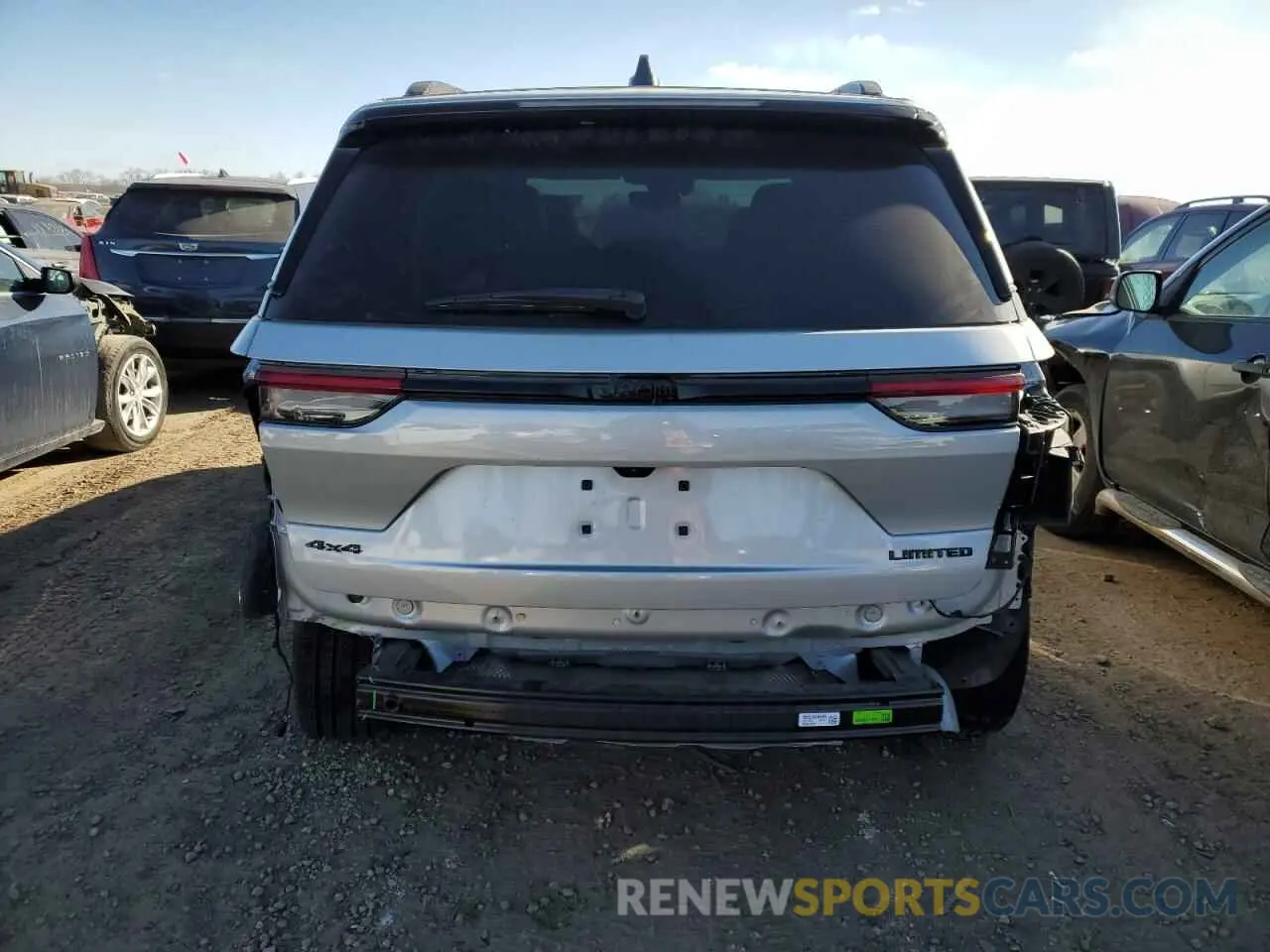6 Photograph of a damaged car 1C4RJHBG8RC703922 JEEP GRAND CHER 2024