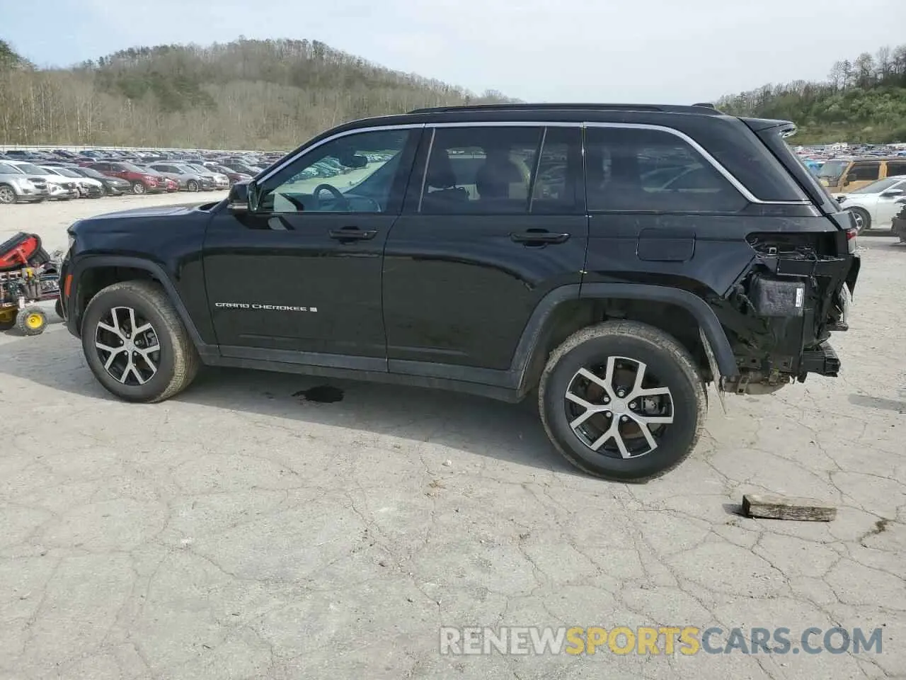 2 Photograph of a damaged car 1C4RJHBG9RC178515 JEEP GRAND CHER 2024