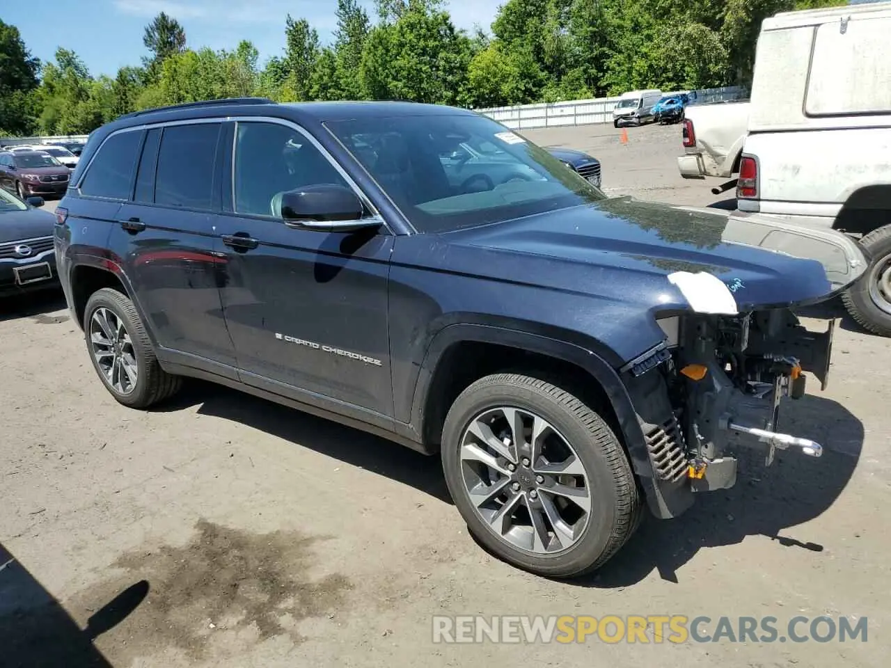 4 Photograph of a damaged car 1C4RJHDG3RC168267 JEEP GRAND CHER 2024