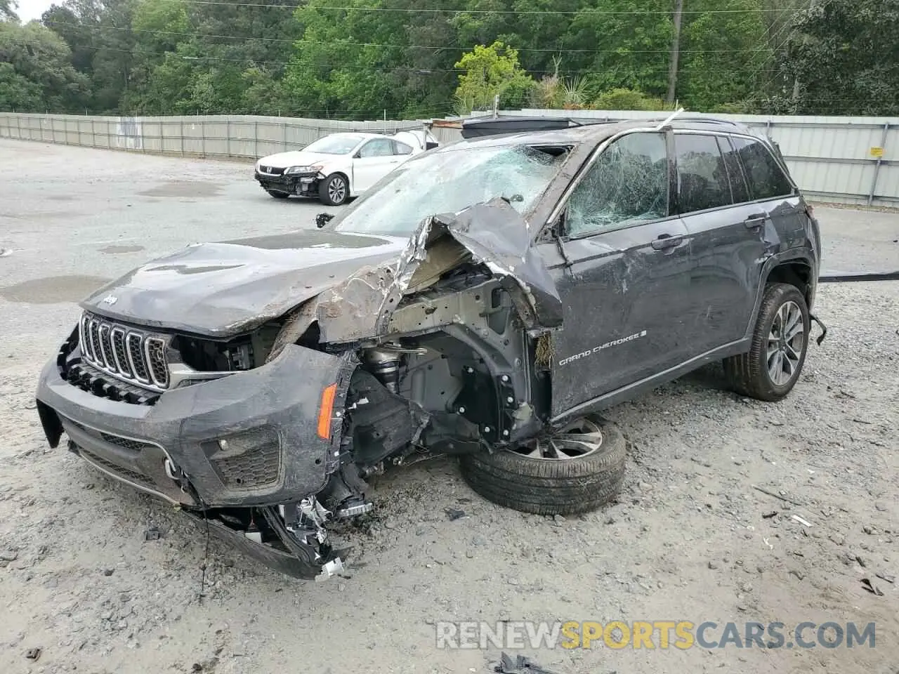 1 Photograph of a damaged car 1C4RJHDG5RC170523 JEEP GRAND CHER 2024