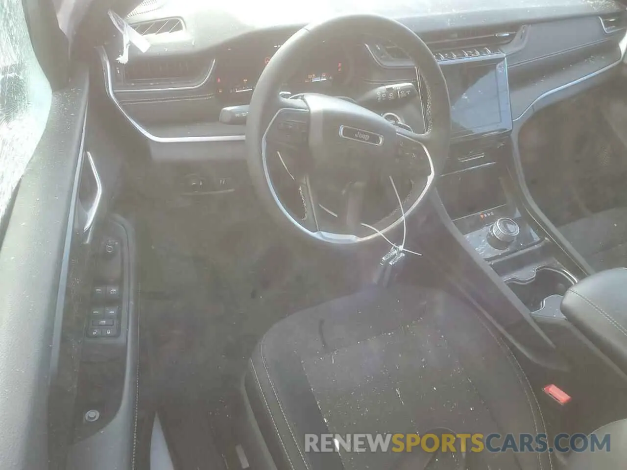 8 Photograph of a damaged car 1C4RJJAG1R8504481 JEEP GRAND CHER 2024