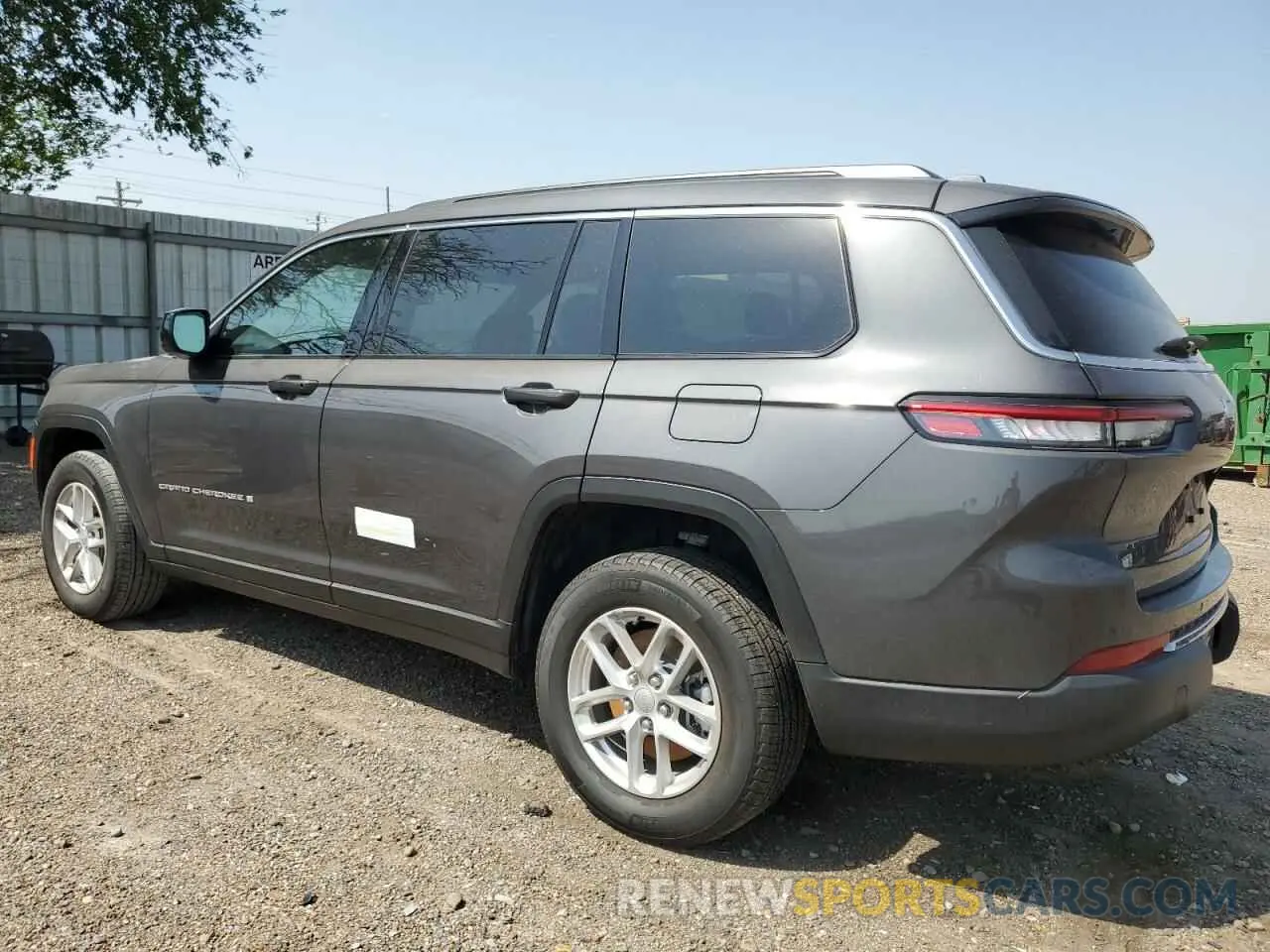 2 Photograph of a damaged car 1C4RJJAG3R8601763 JEEP GRAND CHER 2024