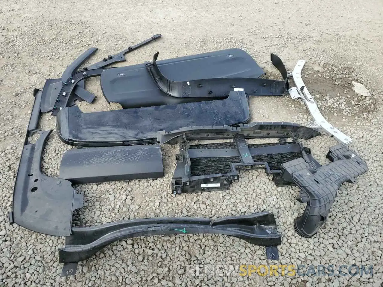 13 Photograph of a damaged car 1C4RJJAG5R8597845 JEEP GRAND CHER 2024