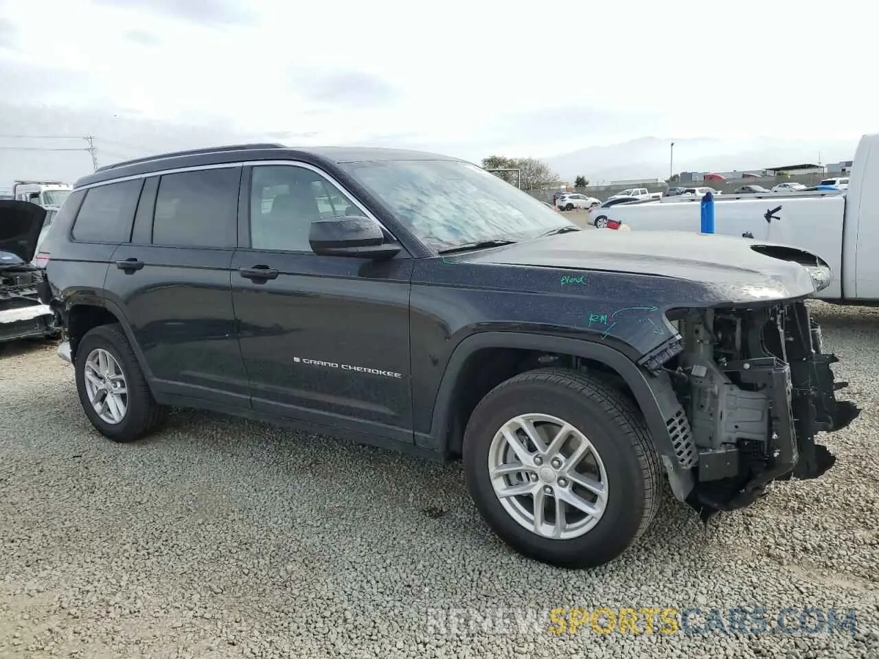 4 Photograph of a damaged car 1C4RJJAG5R8597845 JEEP GRAND CHER 2024