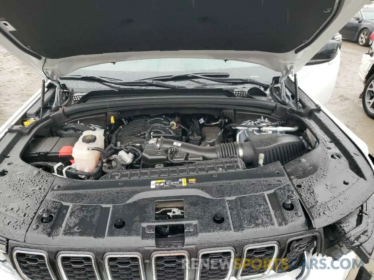 12 Photograph of a damaged car 1C4RJKAG2R8947048 JEEP GRAND CHER 2024