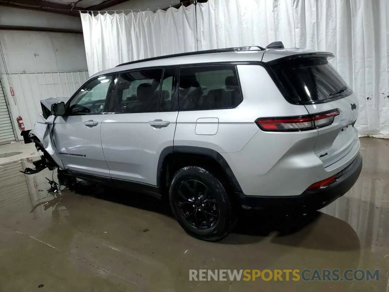 2 Photograph of a damaged car 1C4RJKAG5R8507759 JEEP GRAND CHER 2024