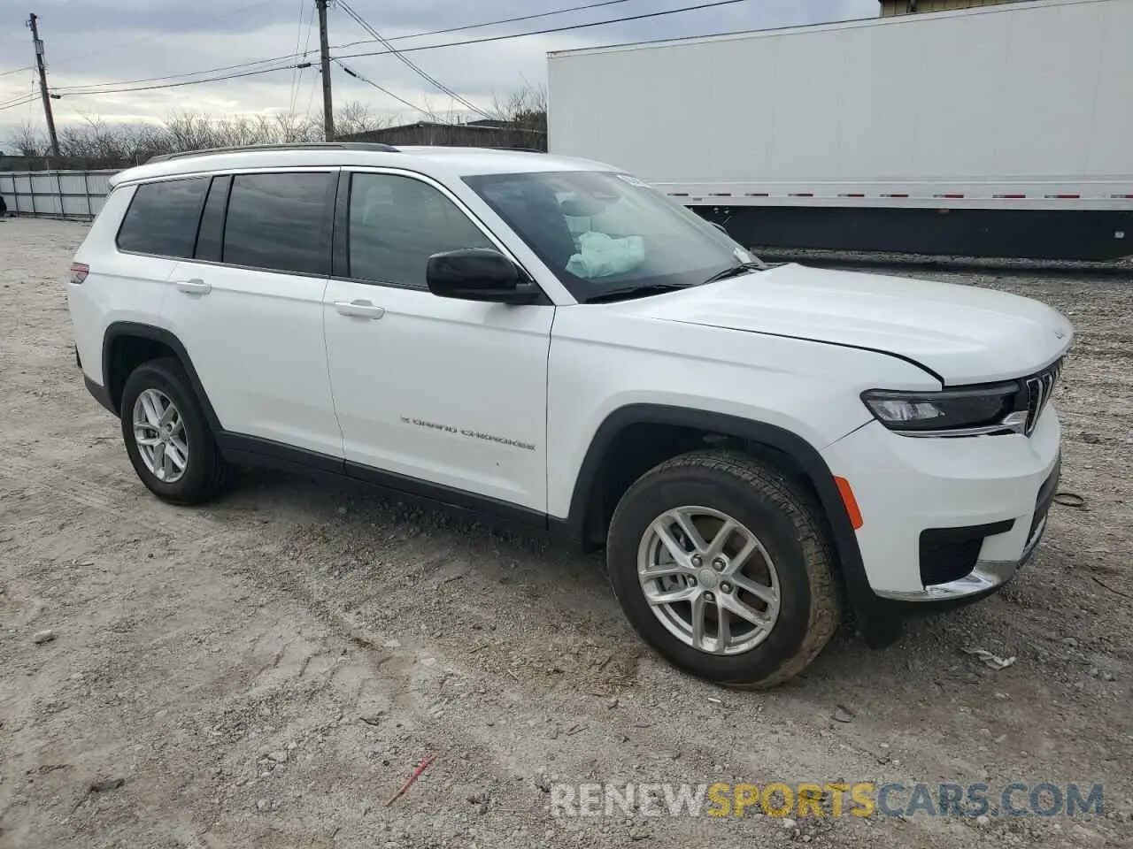 4 Photograph of a damaged car 1C4RJKAG7R8620399 JEEP GRAND CHER 2024