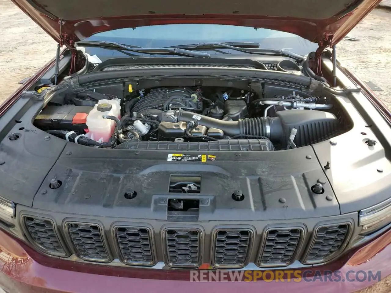13 Photograph of a damaged car 1C4RJKAGXR8570386 JEEP GRAND CHER 2024