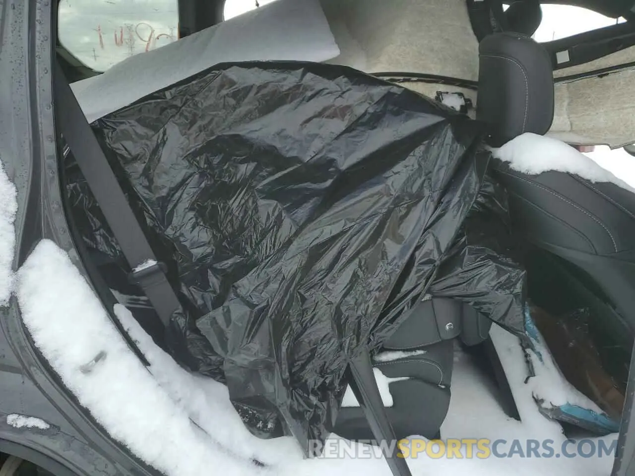 10 Photograph of a damaged car 1C4RJKAGXR8608084 JEEP GRAND CHER 2024