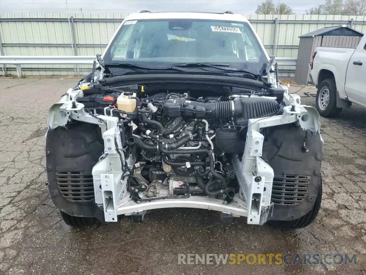 5 Photograph of a damaged car 1C4RJKBG1R8542605 JEEP GRAND CHER 2024