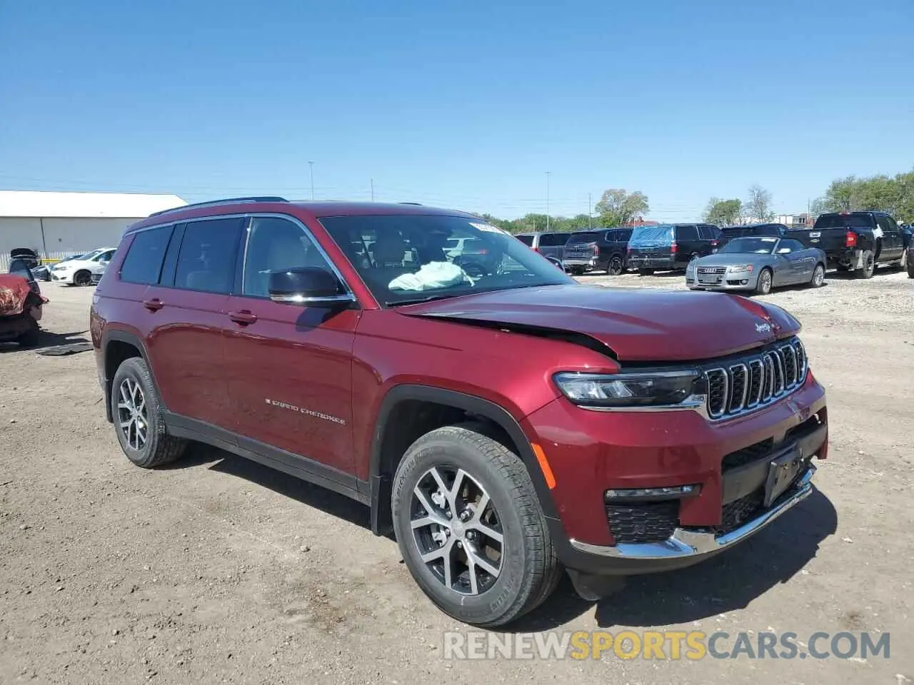 4 Photograph of a damaged car 1C4RJKBG3R8916325 JEEP GRAND CHER 2024
