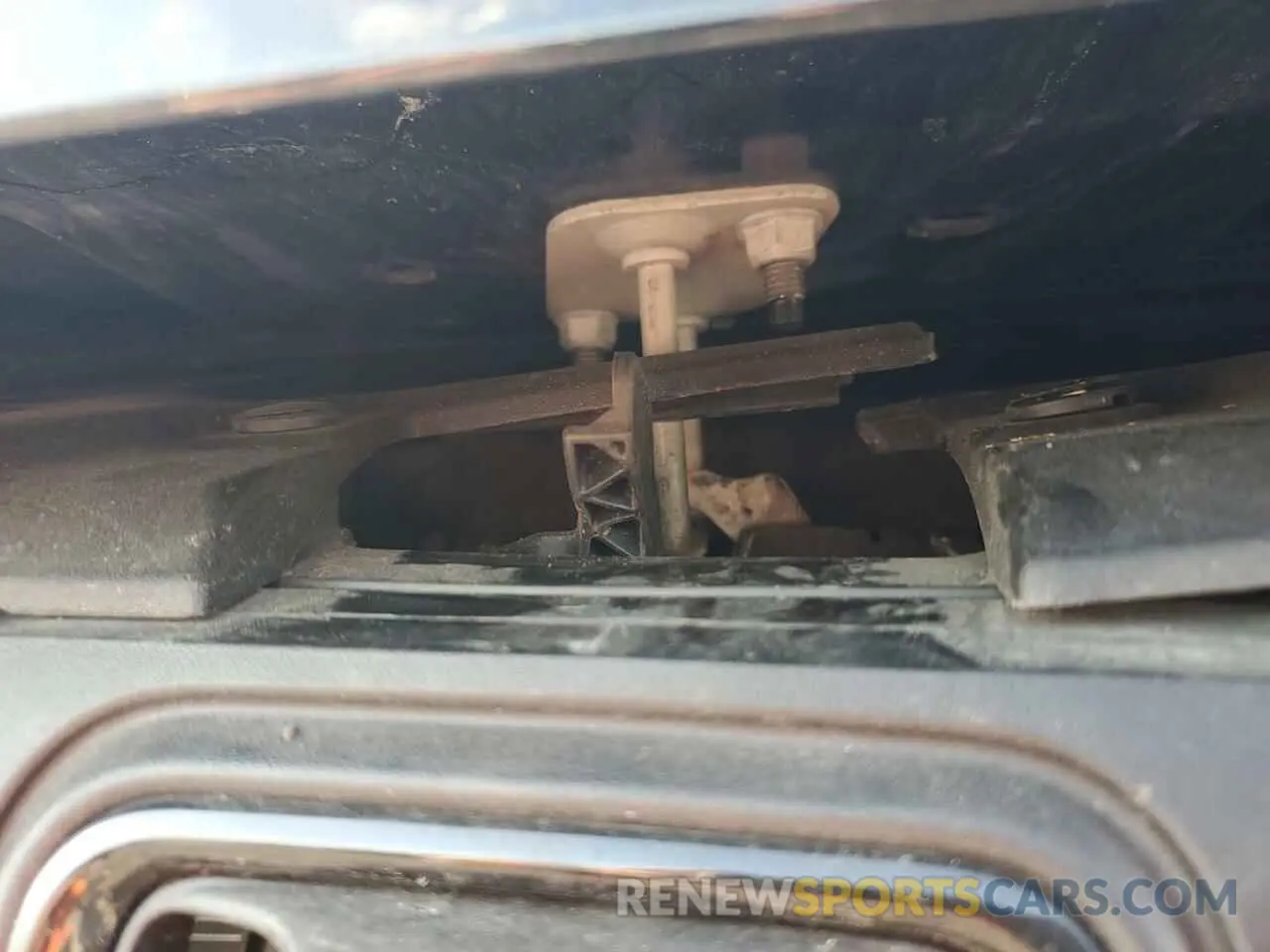 13 Photograph of a damaged car 1C4RJKBG7R8596118 JEEP GRAND CHER 2024
