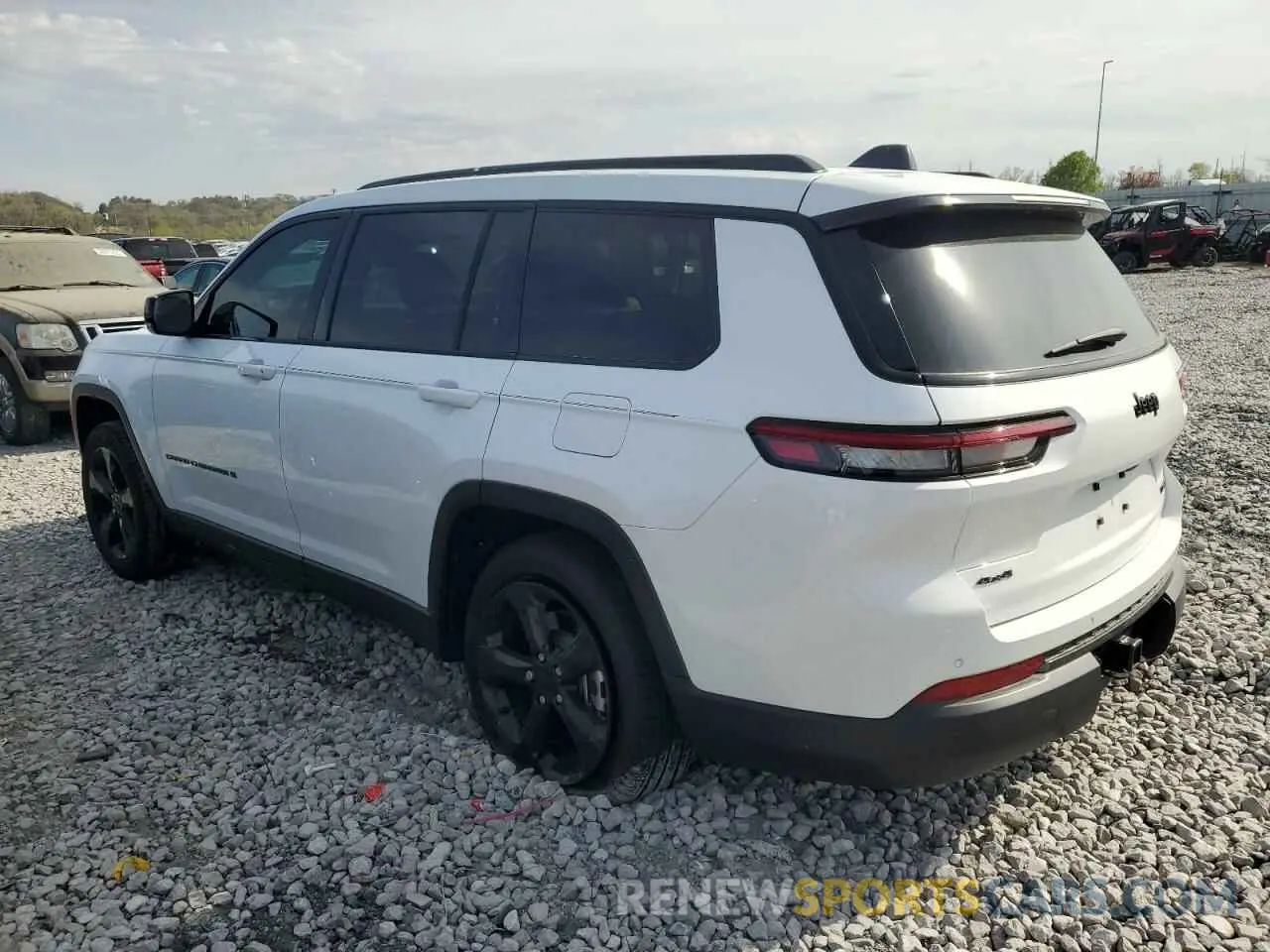 2 Photograph of a damaged car 1C4RJKBG8R8517166 JEEP GRAND CHER 2024