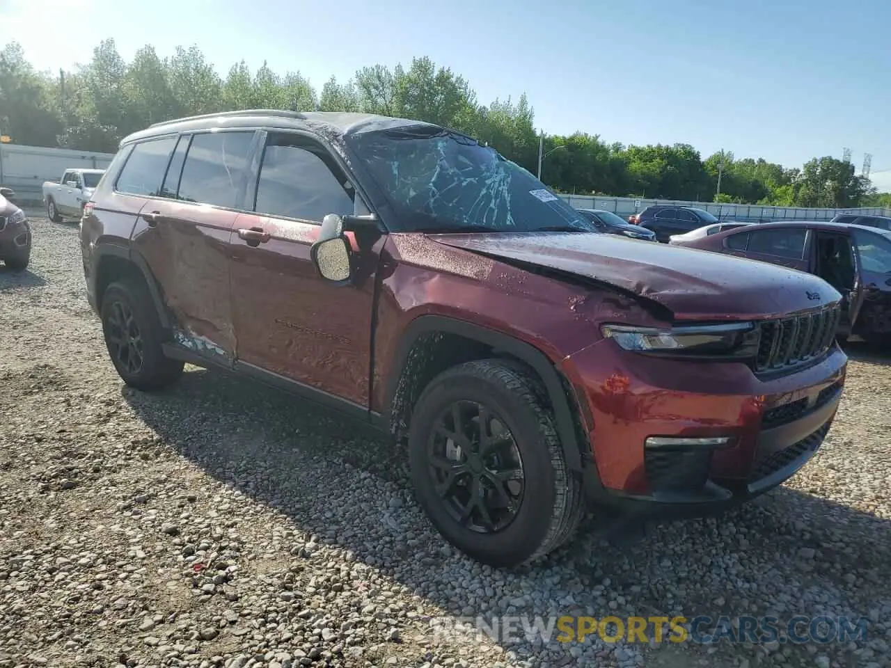 4 Photograph of a damaged car 1C4RJKBG8R8586598 JEEP GRAND CHER 2024