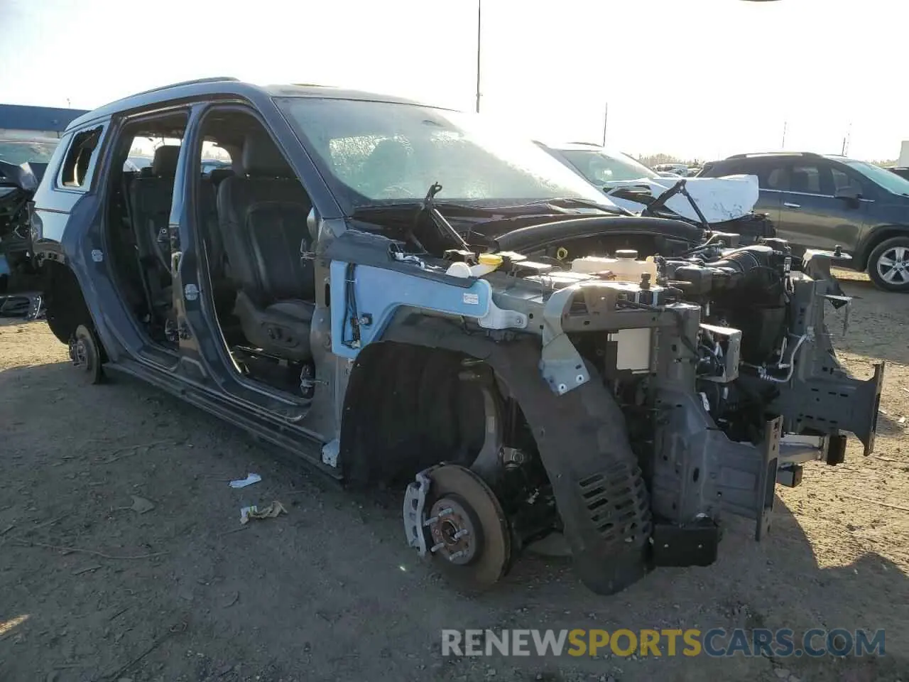 4 Photograph of a damaged car 1C4RJKBGXR8596047 JEEP GRAND CHER 2024