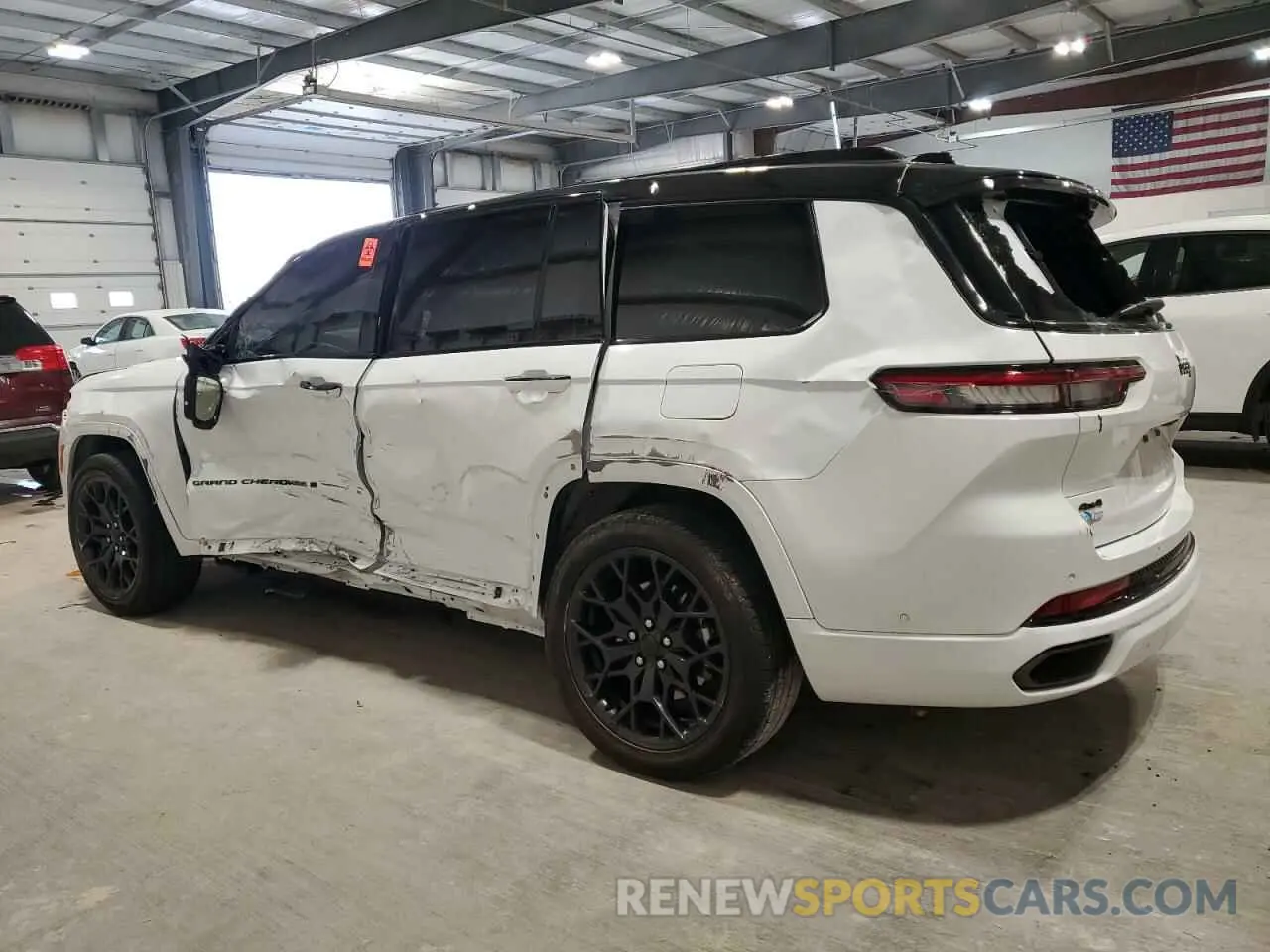2 Photograph of a damaged car 1C4RJKEG2R8599634 JEEP GRAND CHER 2024