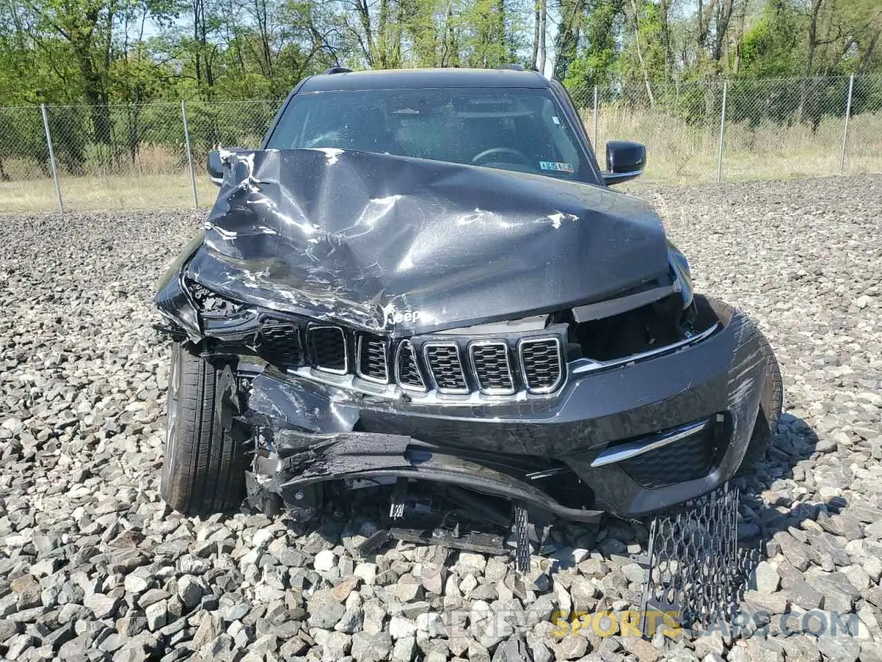 5 Photograph of a damaged car 1C4RJYB62R8541876 JEEP GRAND CHER 2024