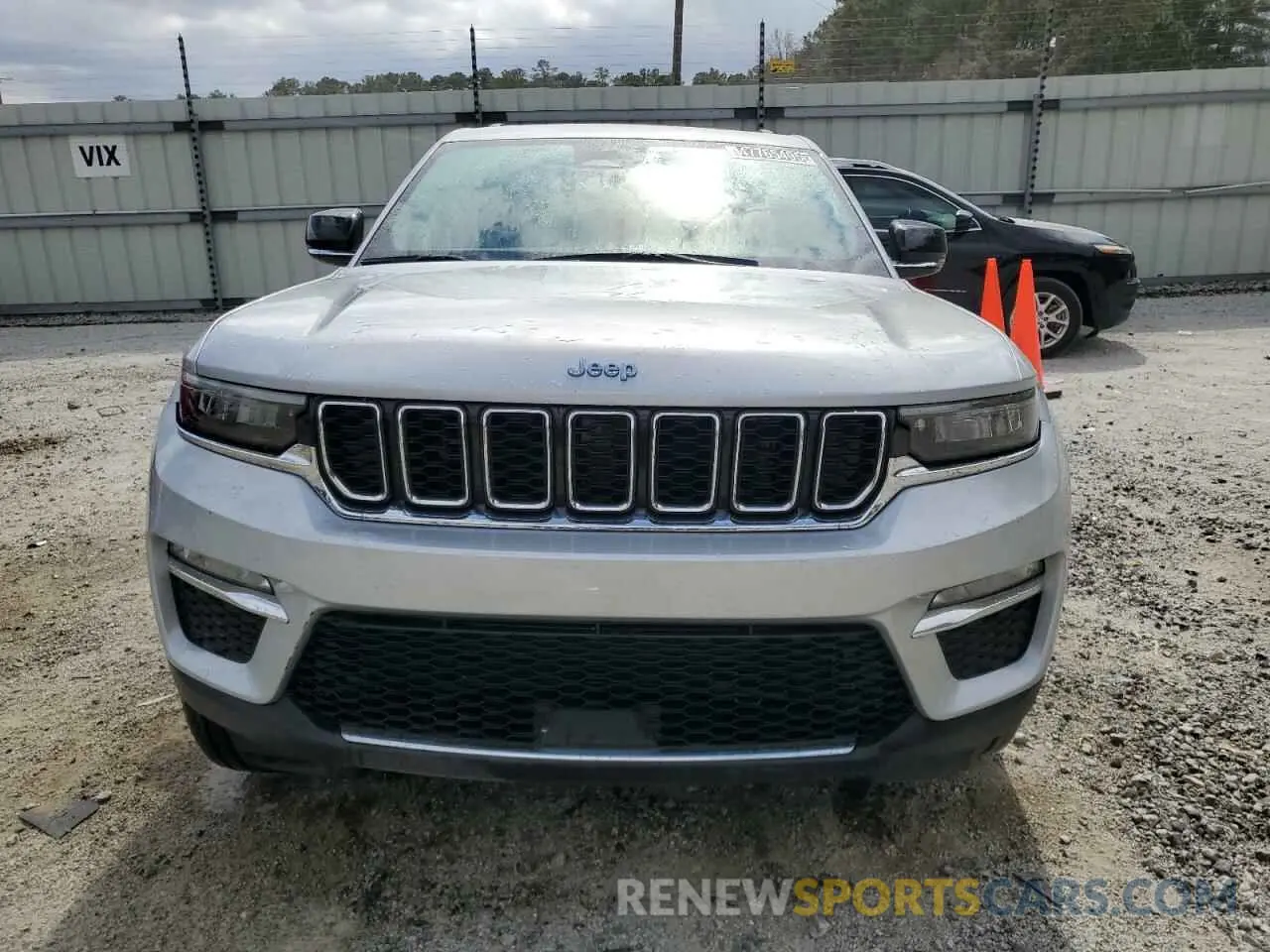 5 Photograph of a damaged car 1C4RJYB62RC721338 JEEP GRAND CHER 2024