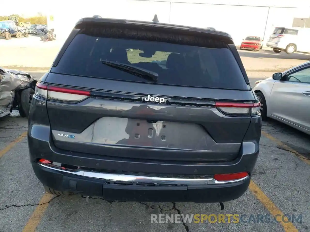 6 Photograph of a damaged car 1C4RJYB63R8520860 JEEP GRAND CHER 2024