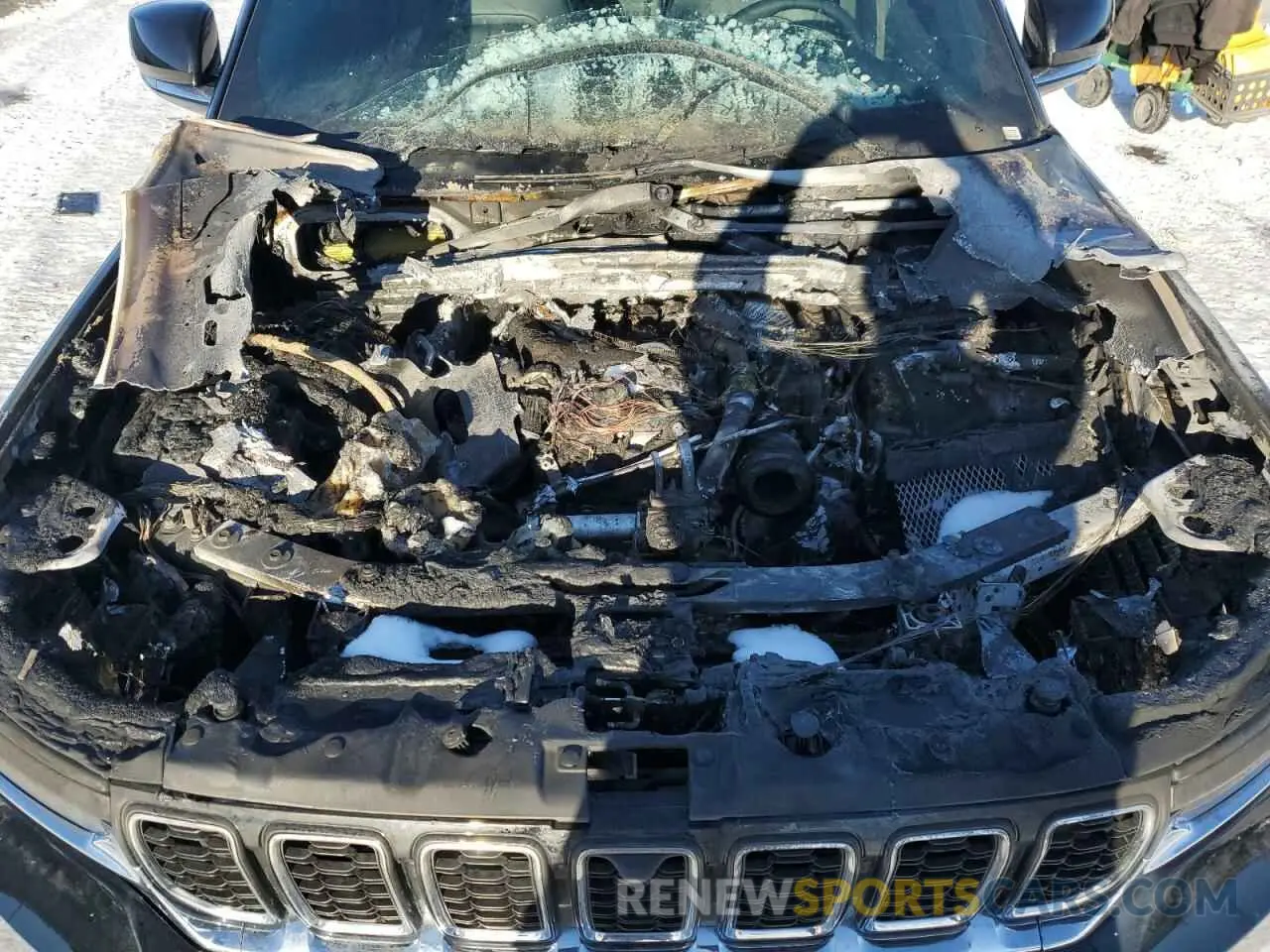 12 Photograph of a damaged car 1C4RJYB65R8569154 JEEP GRAND CHER 2024