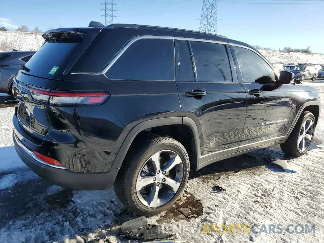 3 Photograph of a damaged car 1C4RJYB65R8569154 JEEP GRAND CHER 2024
