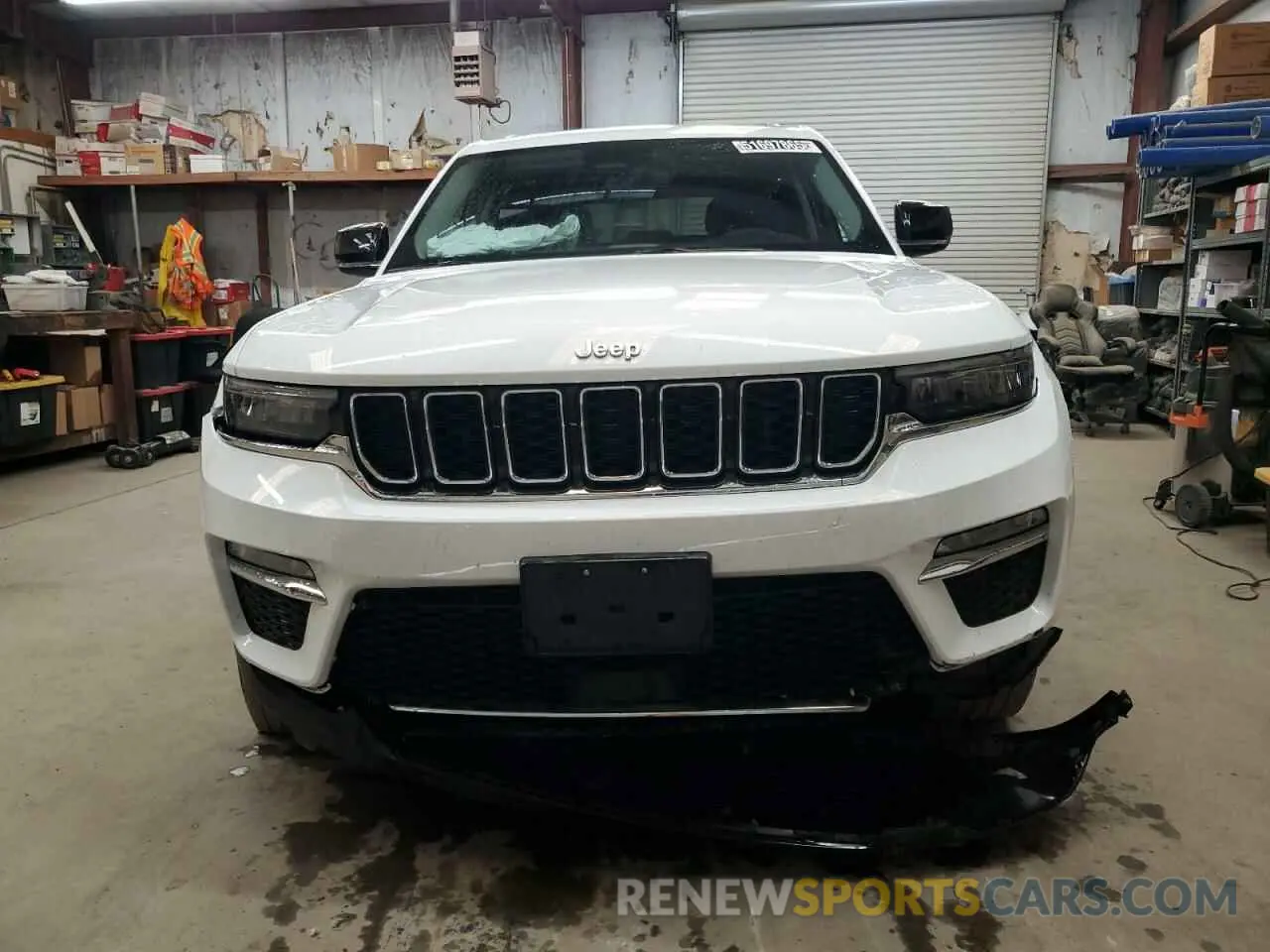 5 Photograph of a damaged car 1C4RJYB65R8958652 JEEP GRAND CHER 2024