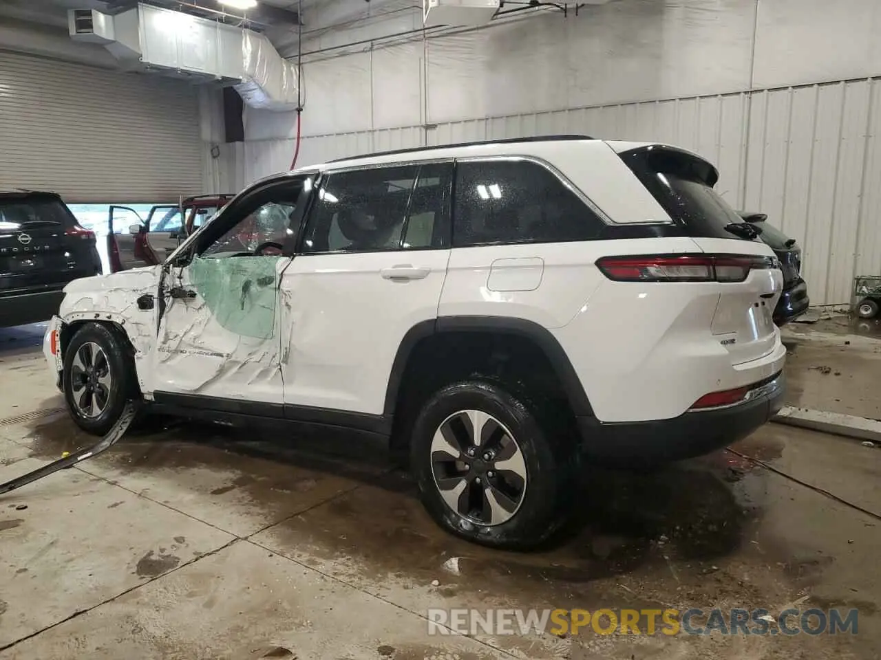 2 Photograph of a damaged car 1C4RJYB65RC120683 JEEP GRAND CHER 2024
