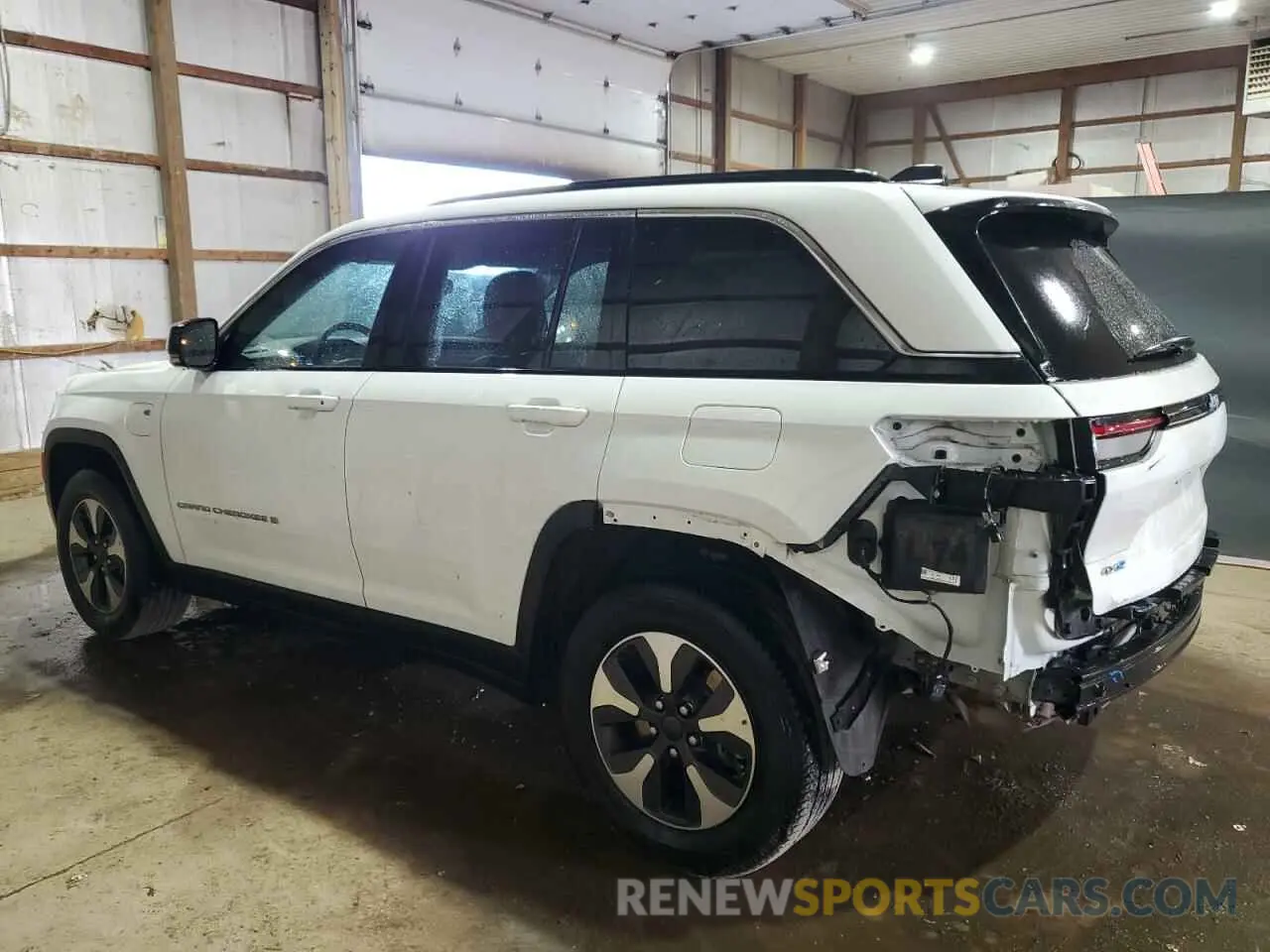 2 Photograph of a damaged car 1C4RJYB69R8531801 JEEP GRAND CHER 2024