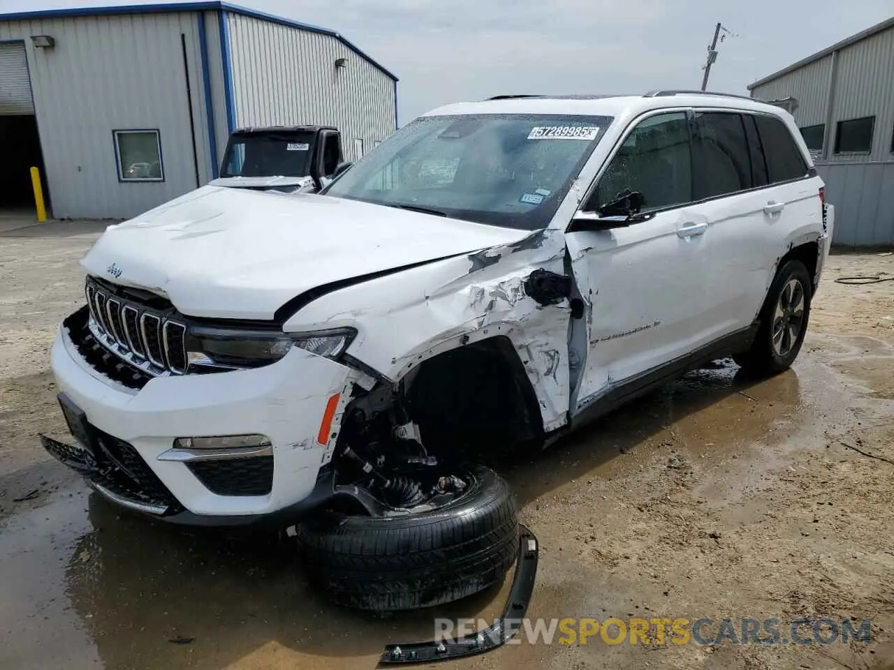 1 Photograph of a damaged car 1C4RJYB69RC720784 JEEP GRAND CHER 2024