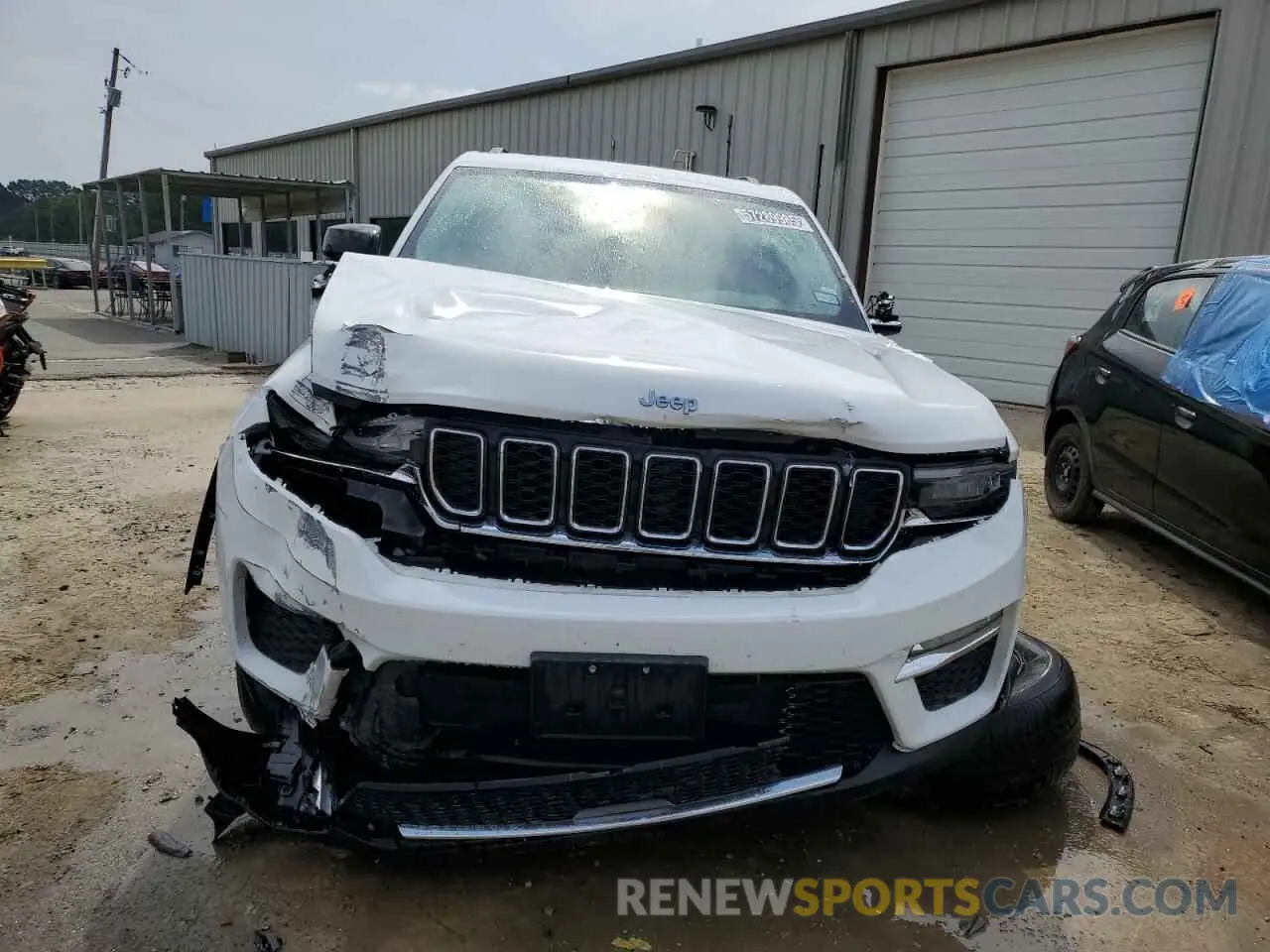 5 Photograph of a damaged car 1C4RJYB69RC720784 JEEP GRAND CHER 2024