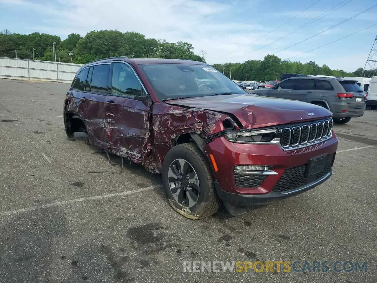 4 Photograph of a damaged car 1C4RJYB6XRC120369 JEEP GRAND CHER 2024
