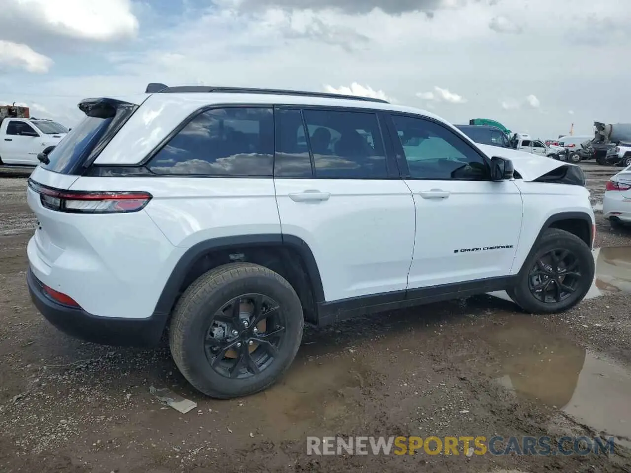 3 Photograph of a damaged car 1C4RJHAG1SC284822 JEEP GRAND CHER 2025