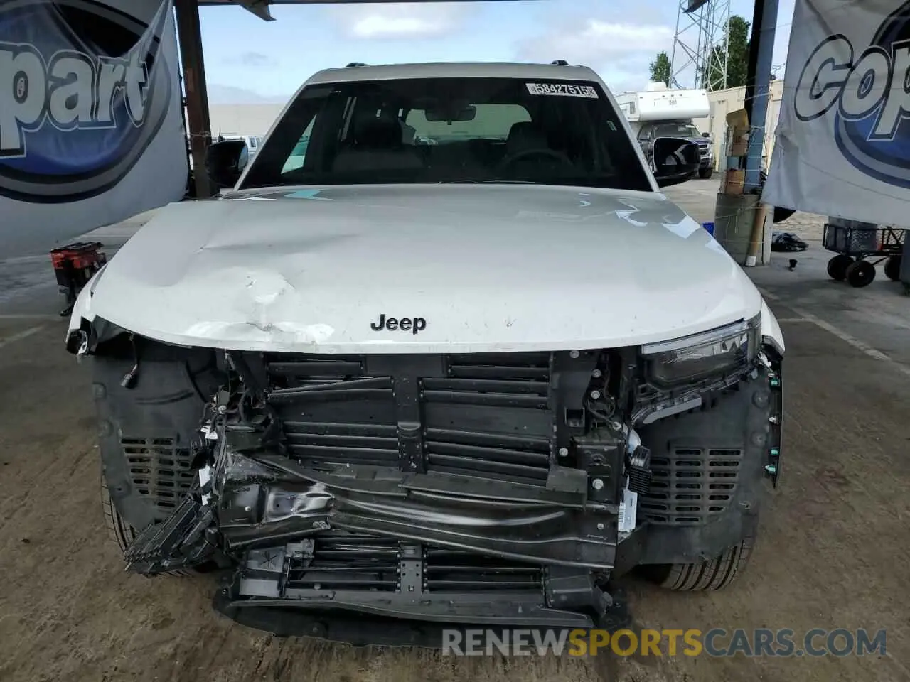 5 Photograph of a damaged car 1C4RJHAG2S8656915 JEEP GRAND CHER 2025