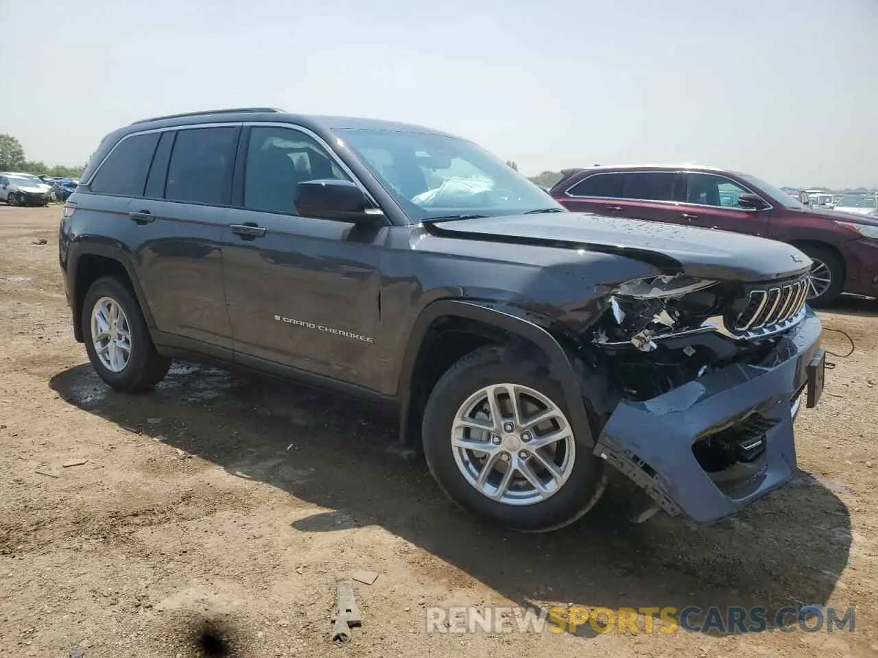 4 Photograph of a damaged car 1C4RJHAG9SC304850 JEEP GRAND CHER 2025