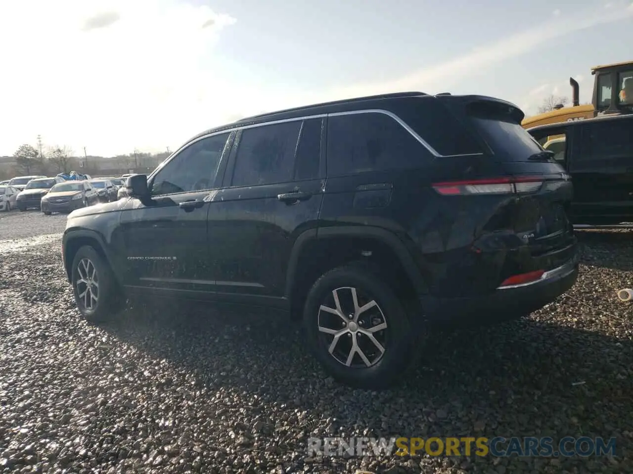 2 Photograph of a damaged car 1C4RJHBG2S8630832 JEEP GRAND CHER 2025