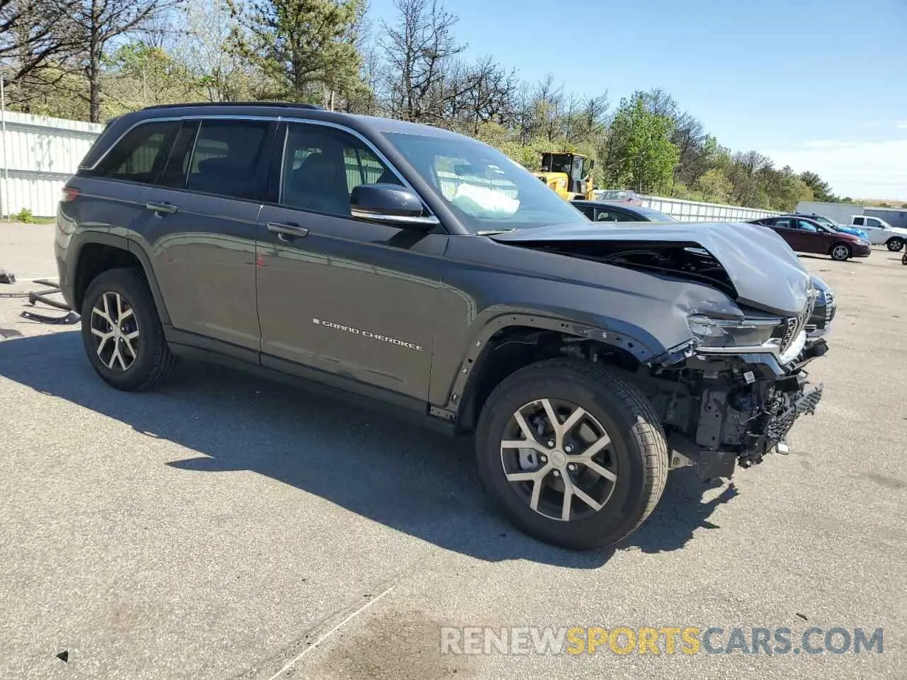 4 Photograph of a damaged car 1C4RJHBG3SC269981 JEEP GRAND CHER 2025