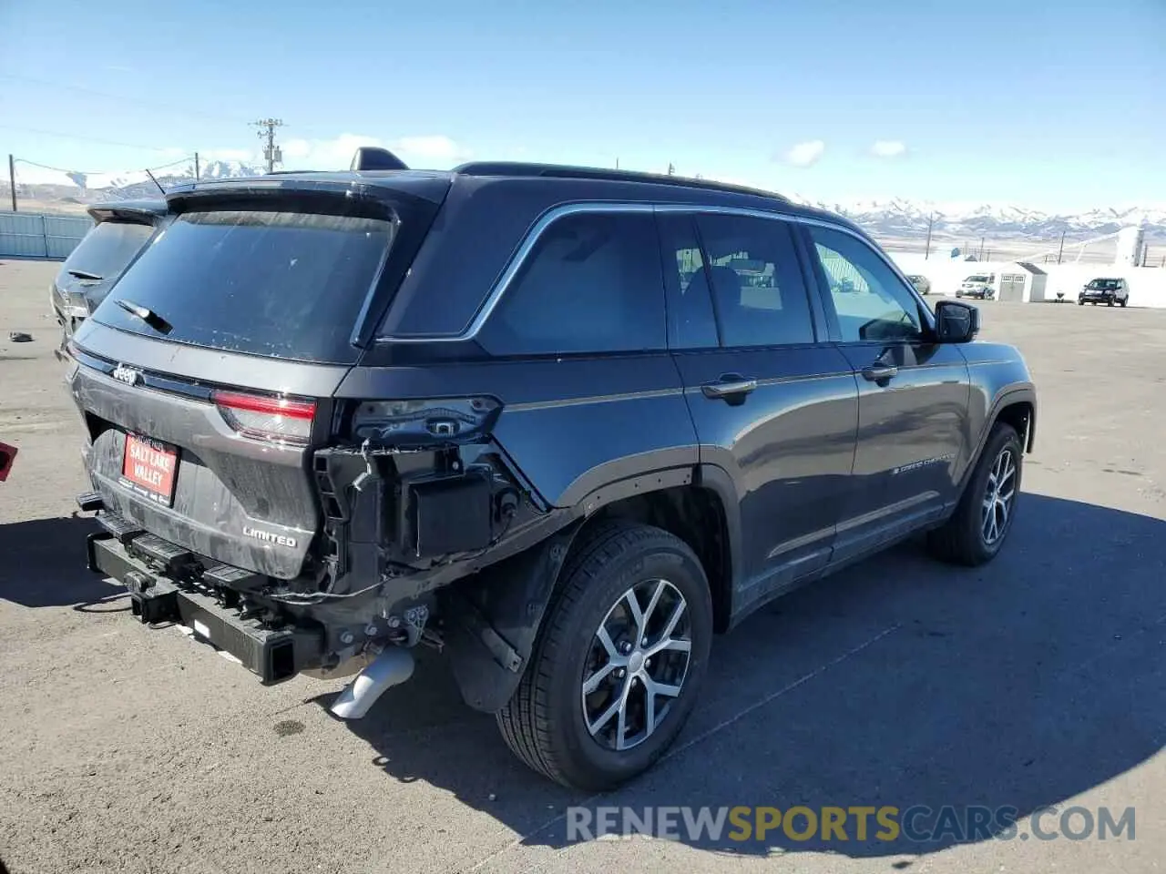 3 Photograph of a damaged car 1C4RJHBG8SC269958 JEEP GRAND CHER 2025
