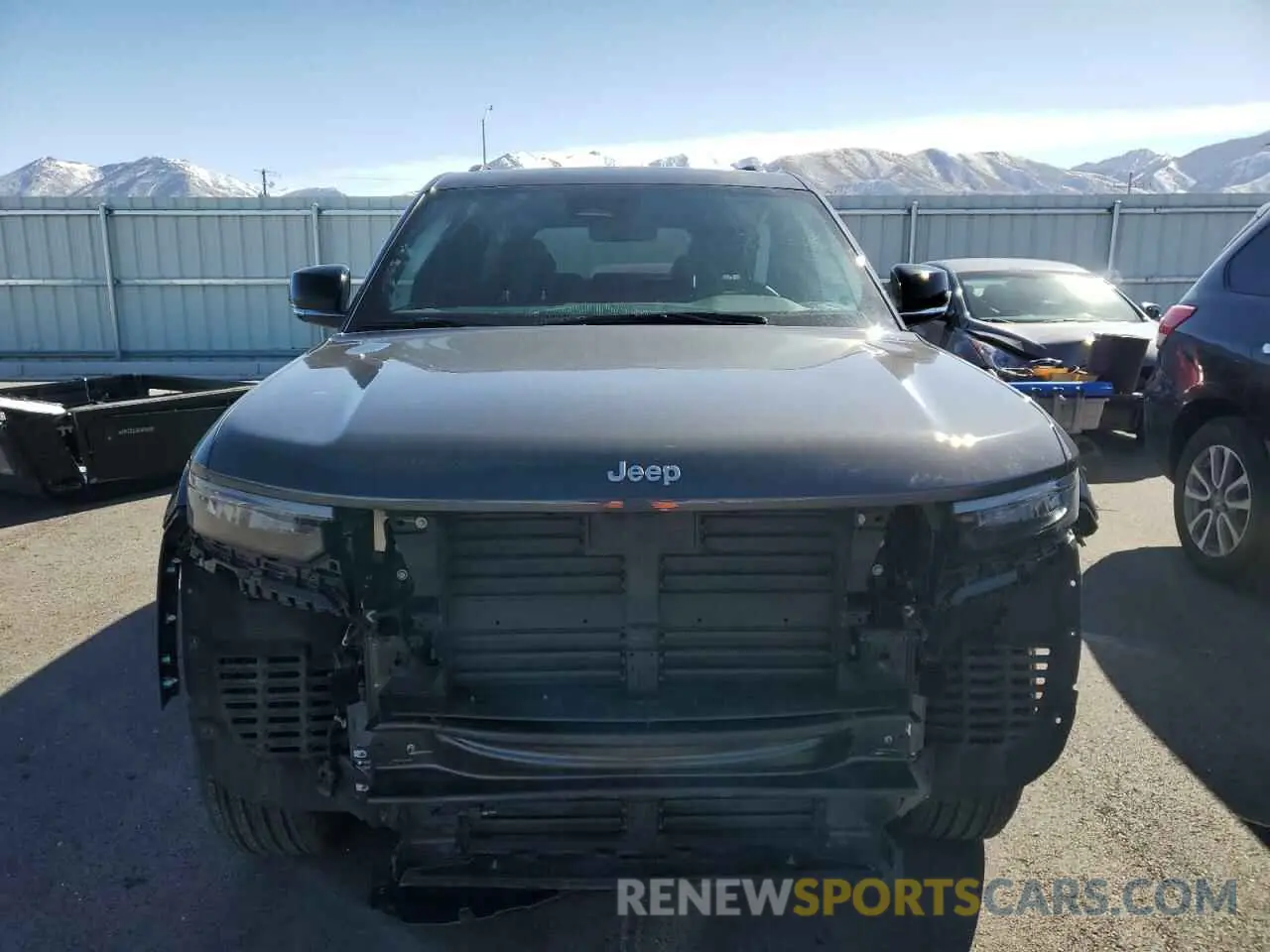 5 Photograph of a damaged car 1C4RJHBG8SC269958 JEEP GRAND CHER 2025