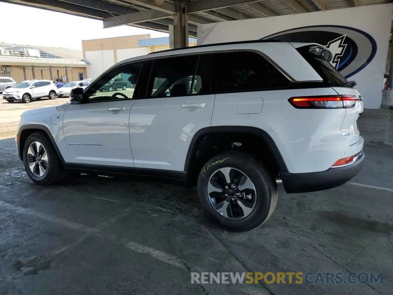 2 Photograph of a damaged car 1C4RJYB66S8692919 JEEP GRAND CHER 2025