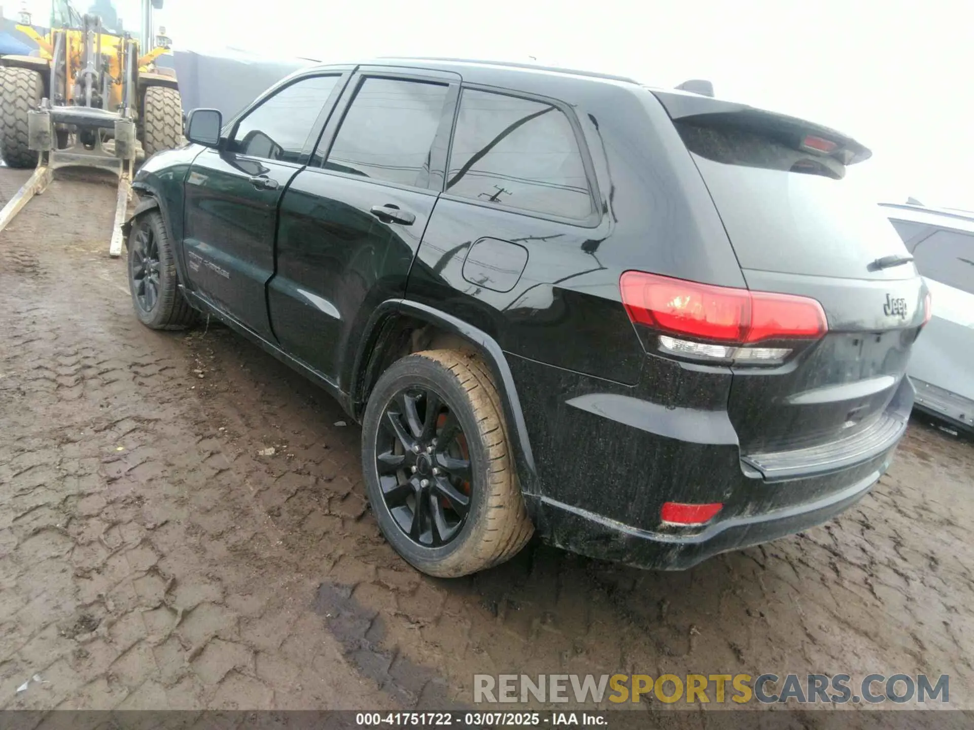 3 Photograph of a damaged car 1C4RJEAG3KC530347 JEEP GRAND CHEROKEE 2019