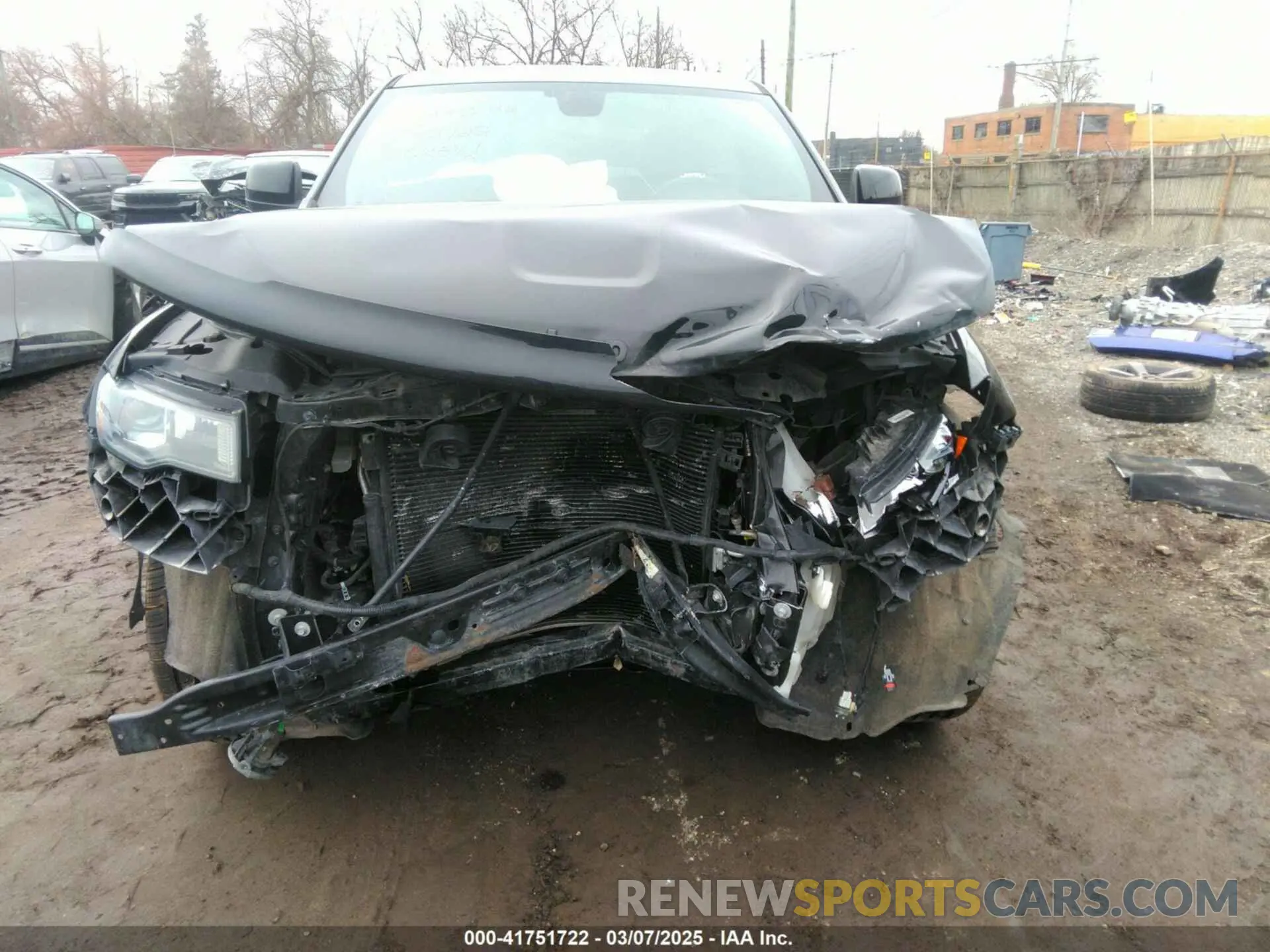 6 Photograph of a damaged car 1C4RJEAG3KC530347 JEEP GRAND CHEROKEE 2019