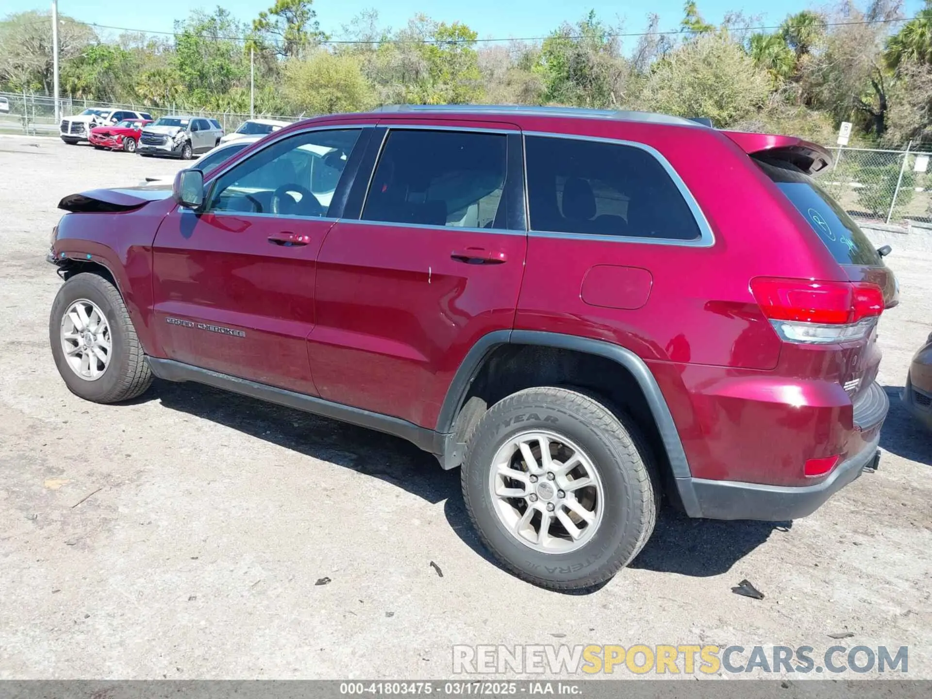 3 Photograph of a damaged car 1C4RJEAG3KC650035 JEEP GRAND CHEROKEE 2019