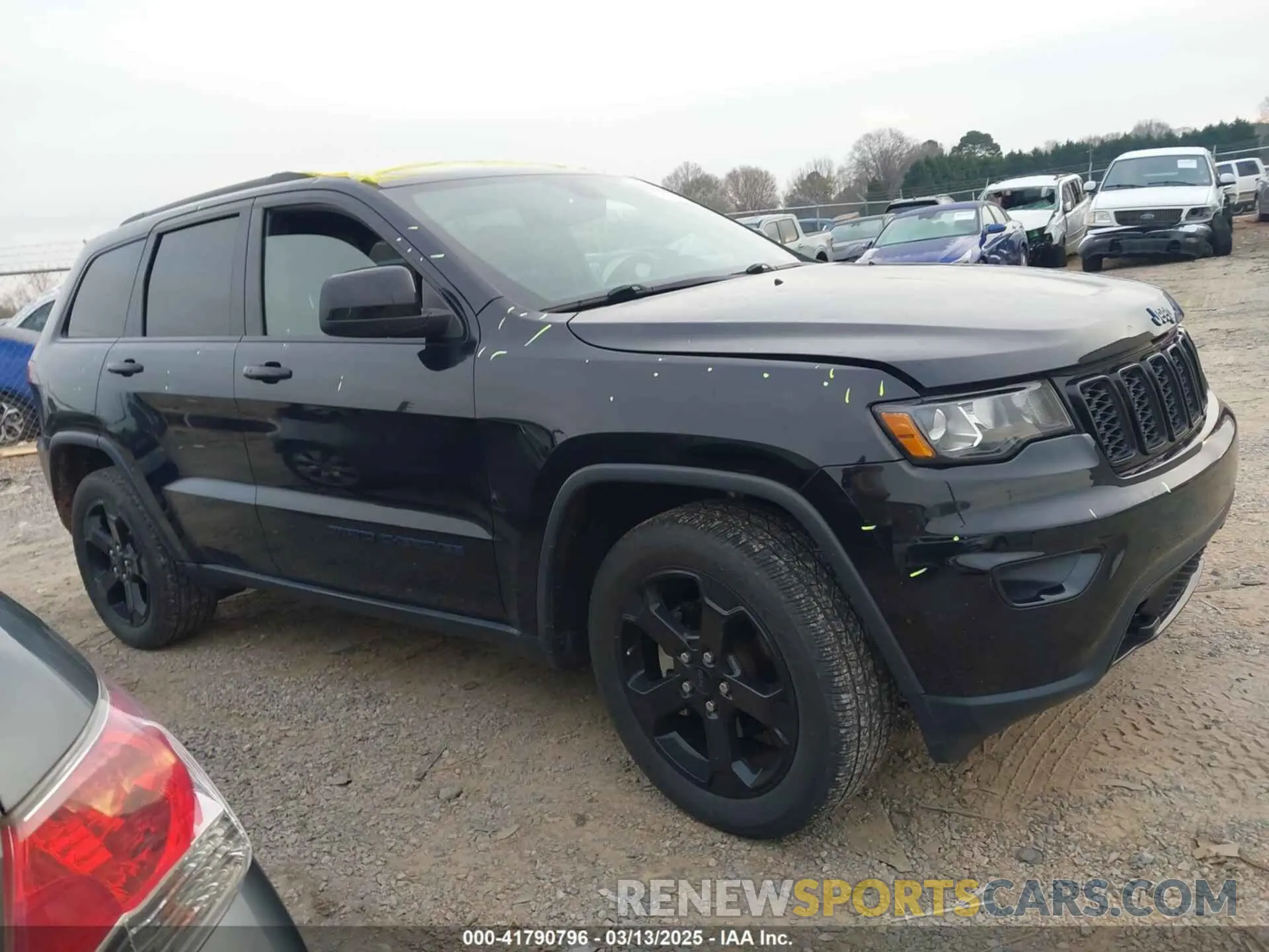 13 Photograph of a damaged car 1C4RJEAG3KC816988 JEEP GRAND CHEROKEE 2019