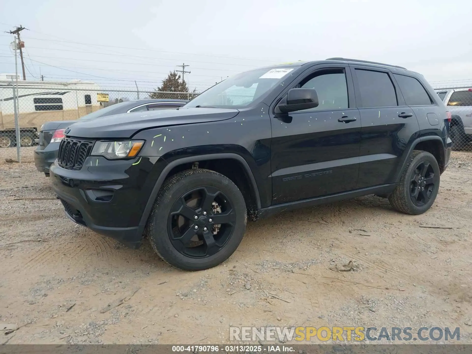 2 Photograph of a damaged car 1C4RJEAG3KC816988 JEEP GRAND CHEROKEE 2019